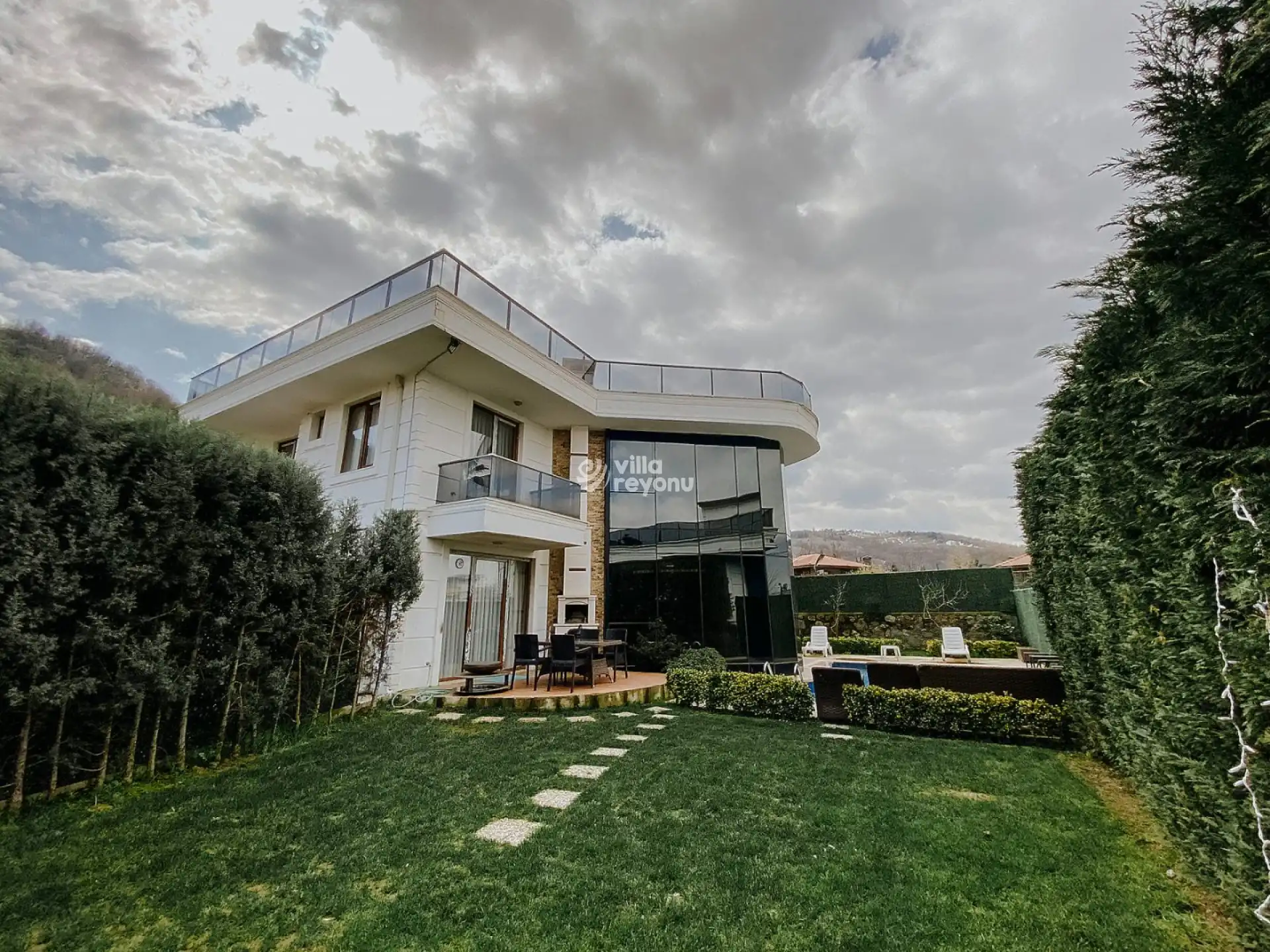 Villa-Calm-in-9_111.jpg