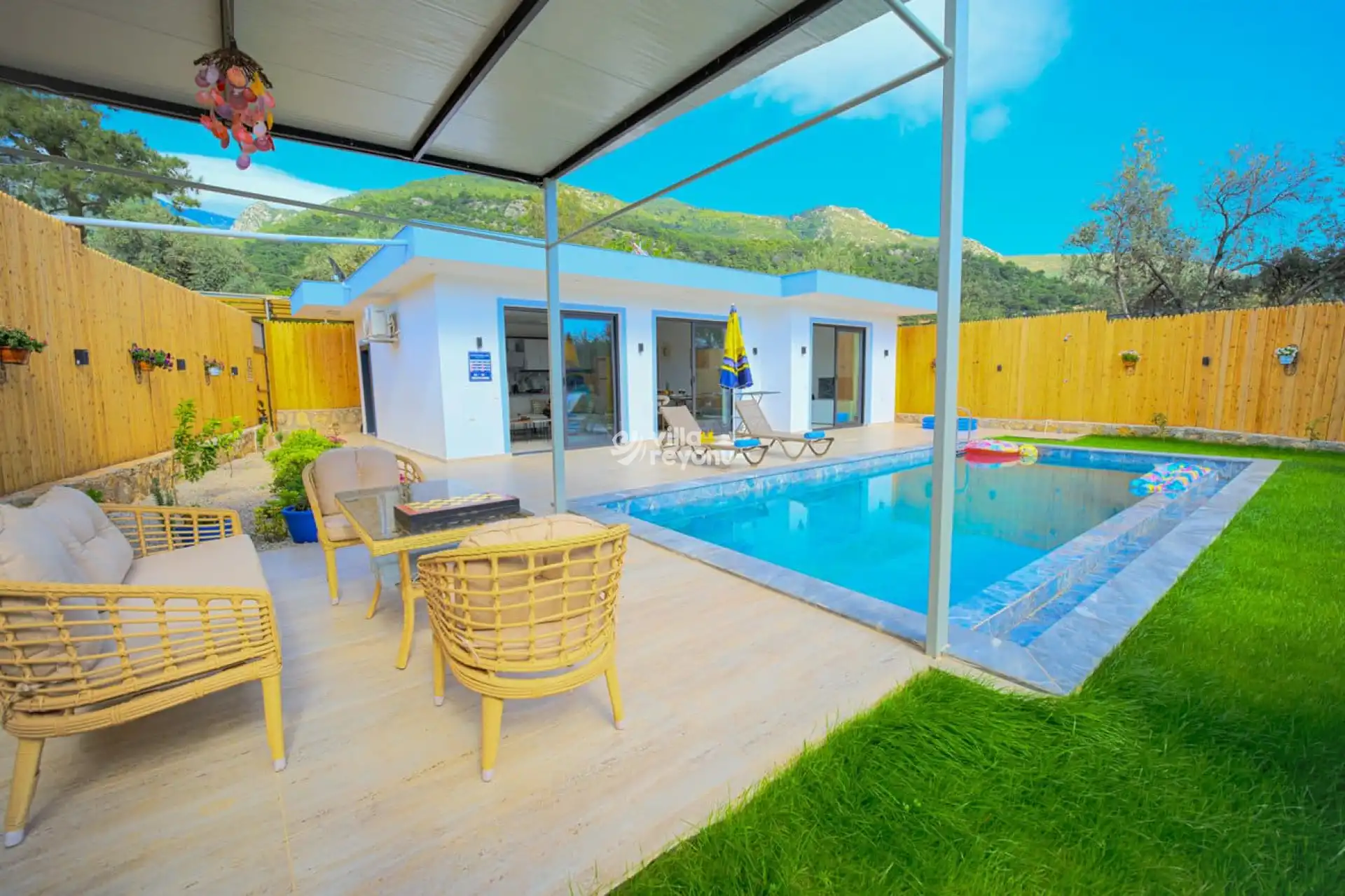 kiralikvillaniz_villa_hasibe_caykoy_42_10538_5935_390.jpg