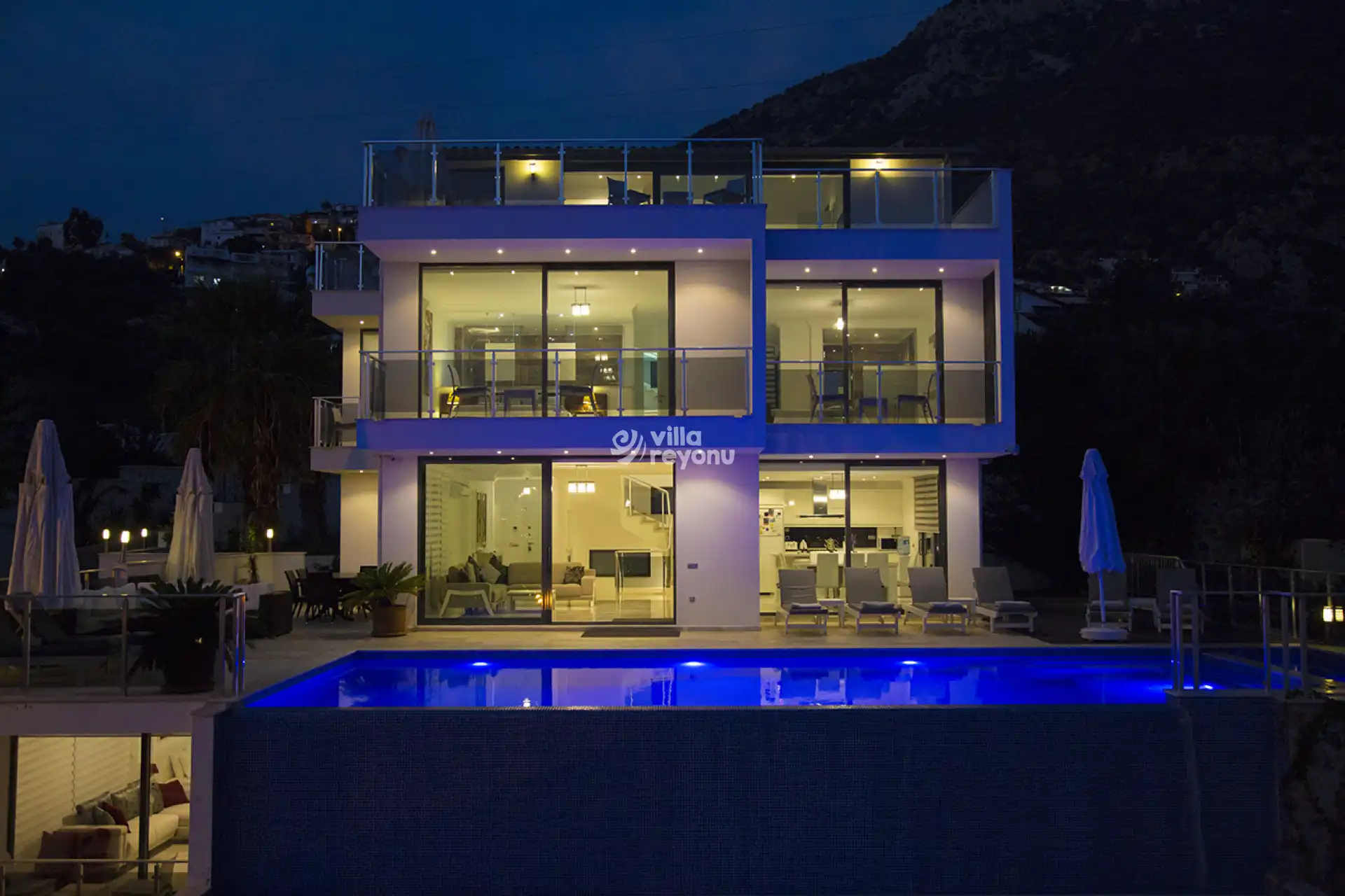 luks-villa-kalkan-13_208.jpg