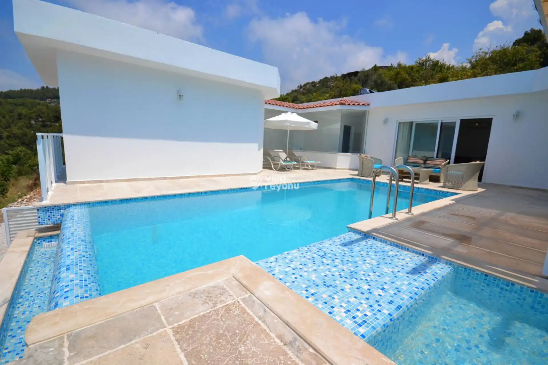 villa-gulcu-kalkan-1_746.jpg