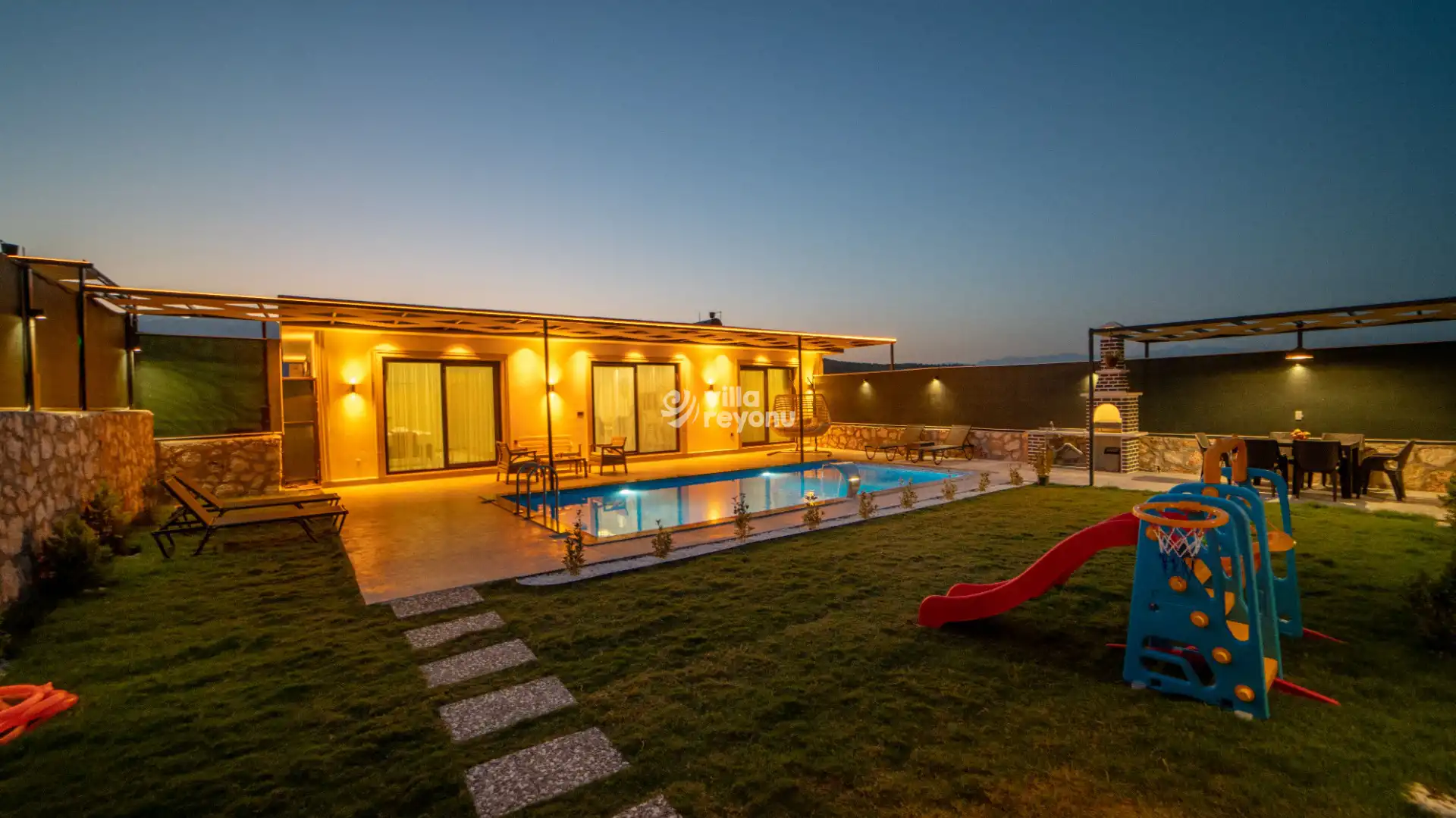 villabiz-villa-oasis-1-fethiye-seyikemer-muhafazakar-48_816_208.jpg