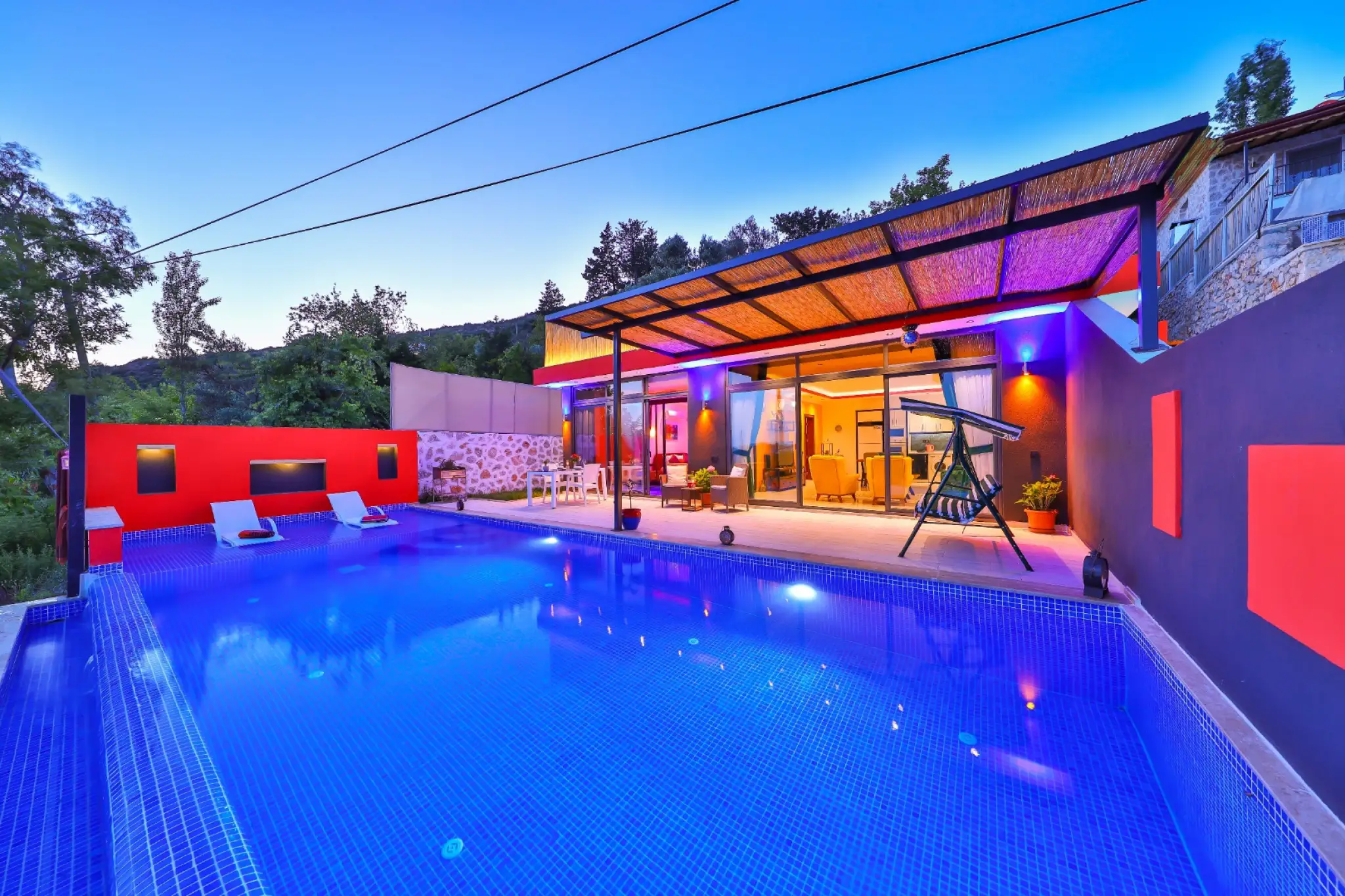 Kalkan'da Haftalık Kiralık Muhafazakar Balayı Villası