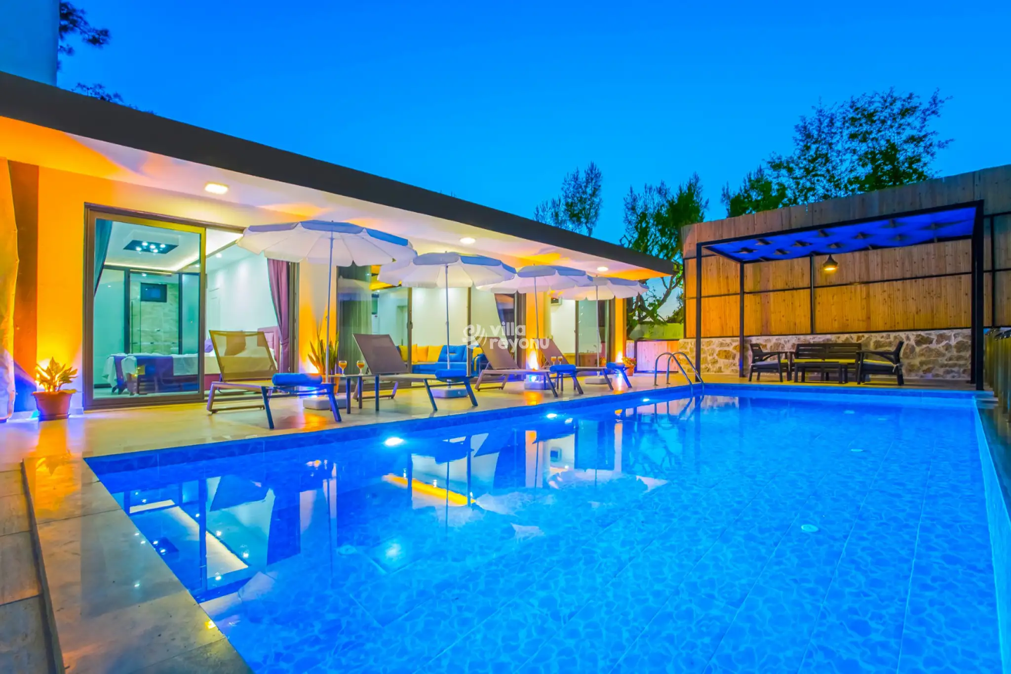Ay-Villa-1_248.jpg