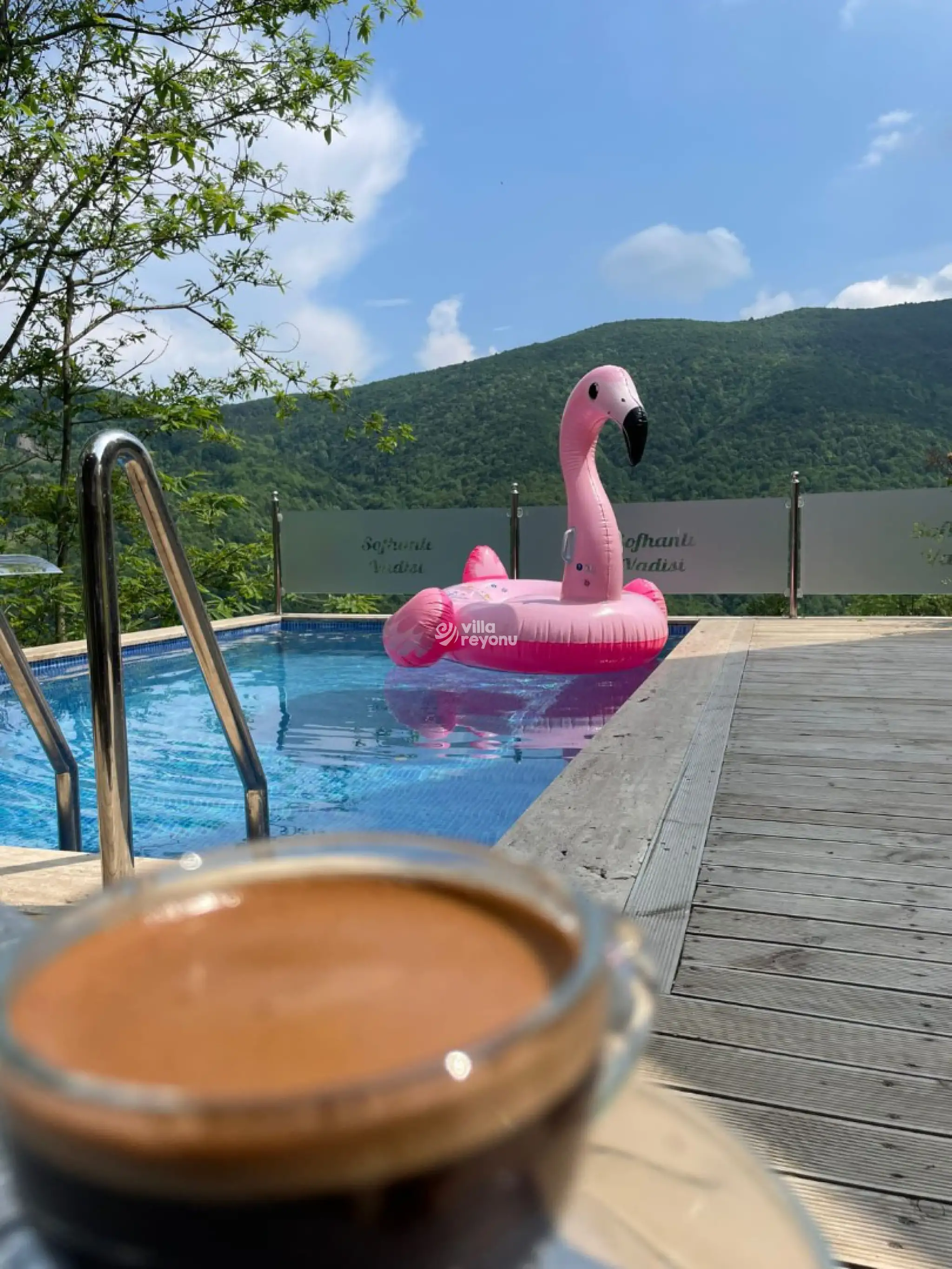 BUNGALOV-FLAMiNGO--10_141.jpg