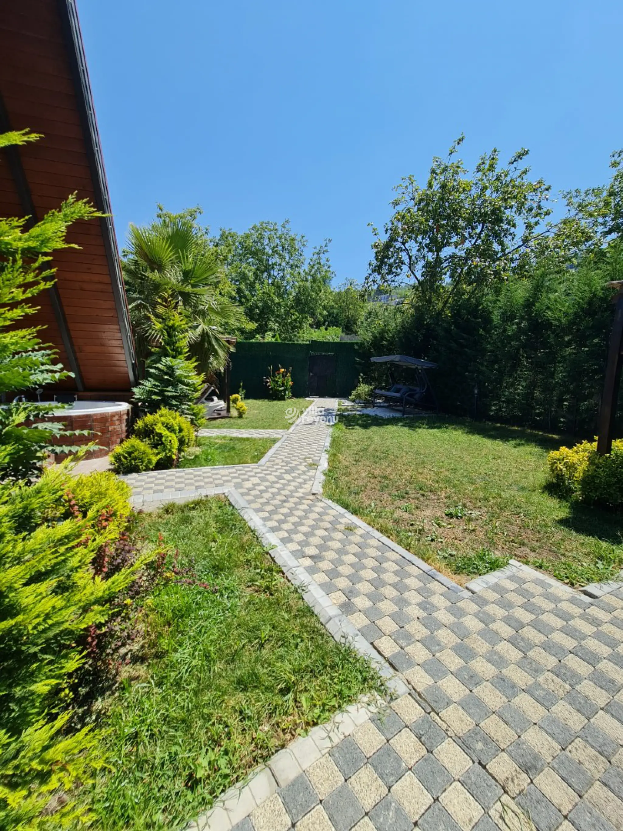 Bungalov-Loyal-4_903.jpg