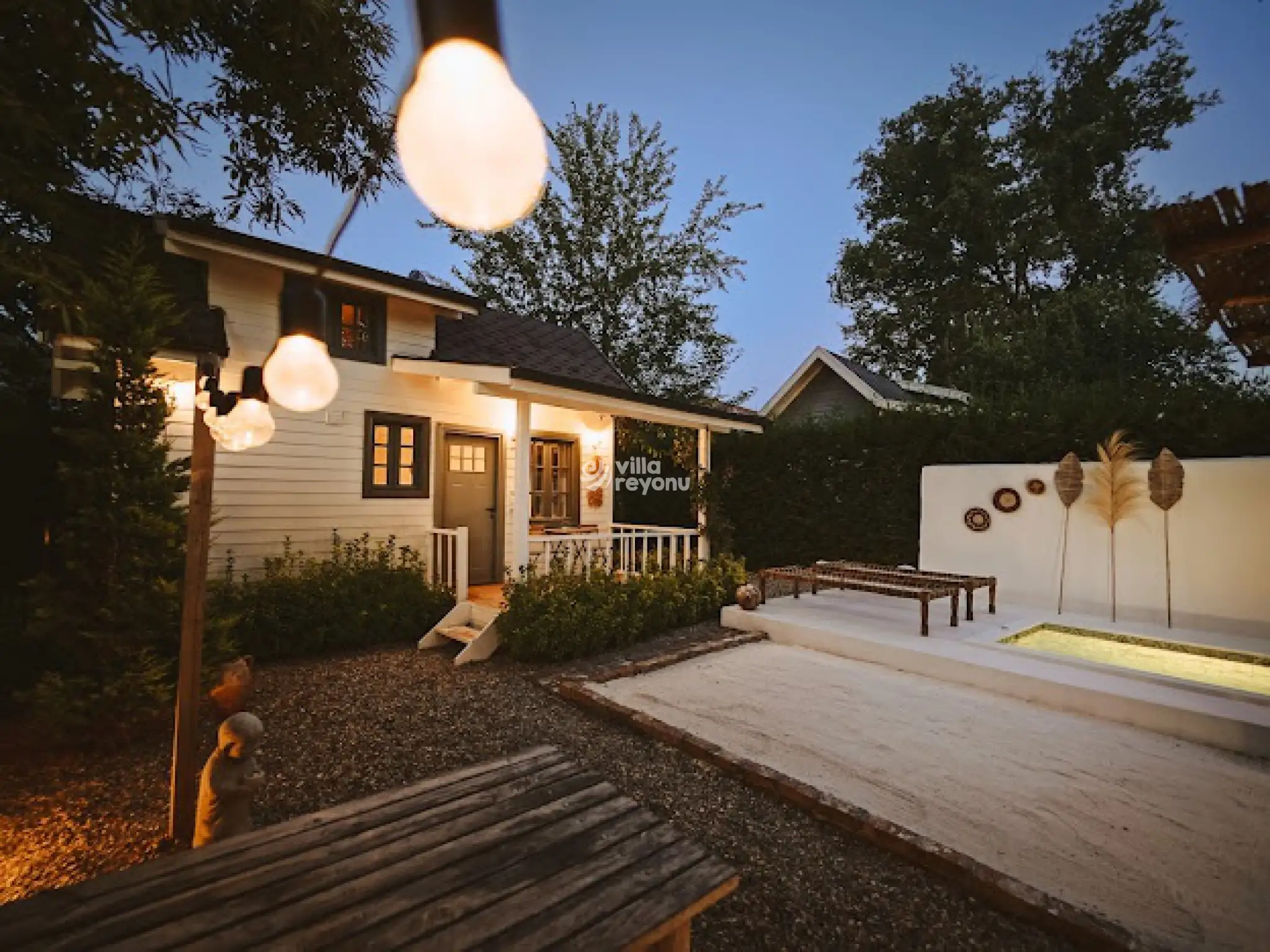 Class-Maco-Tiny-House-1-3_783.jpeg
