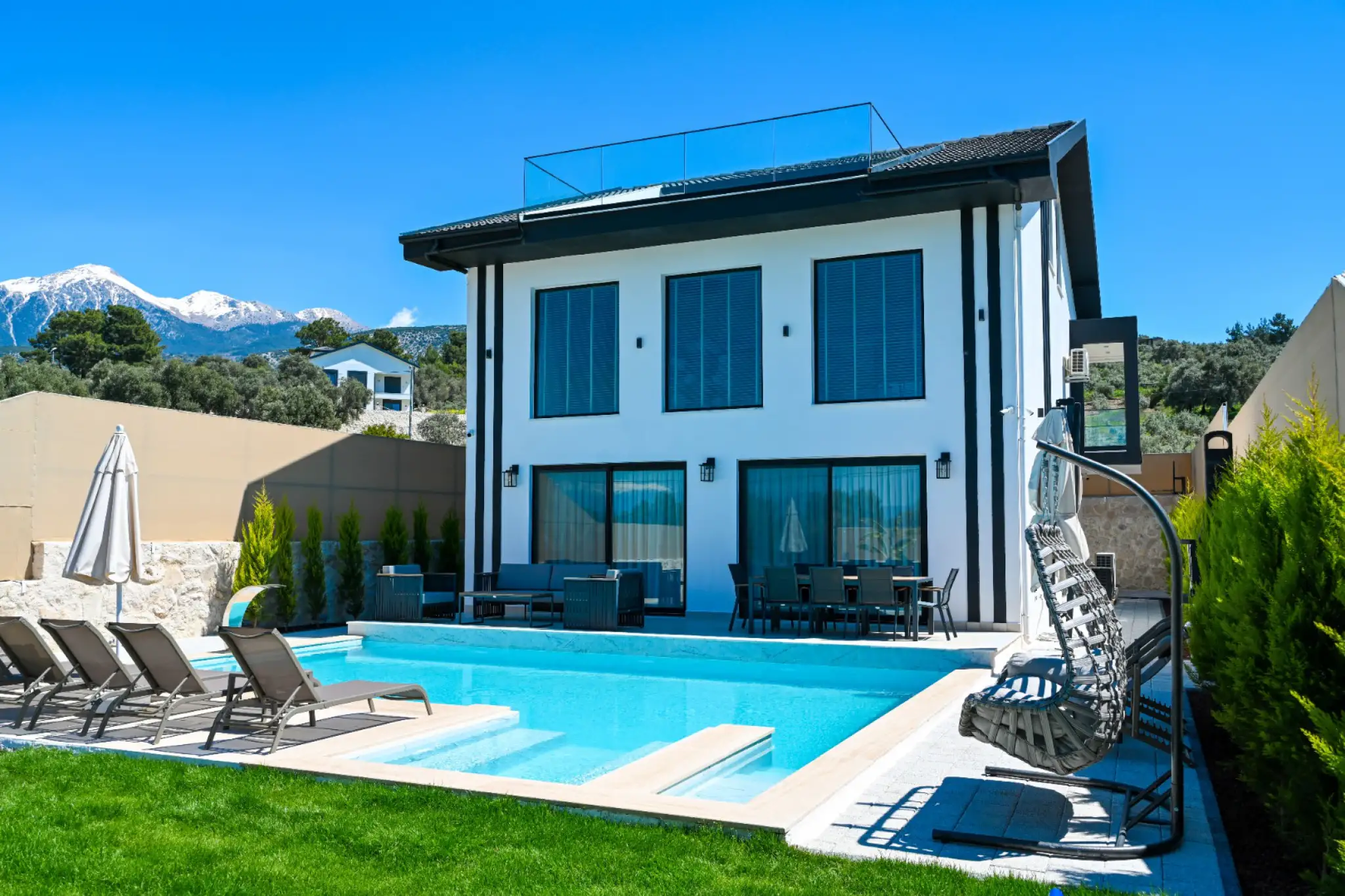VİLLA MONTARA