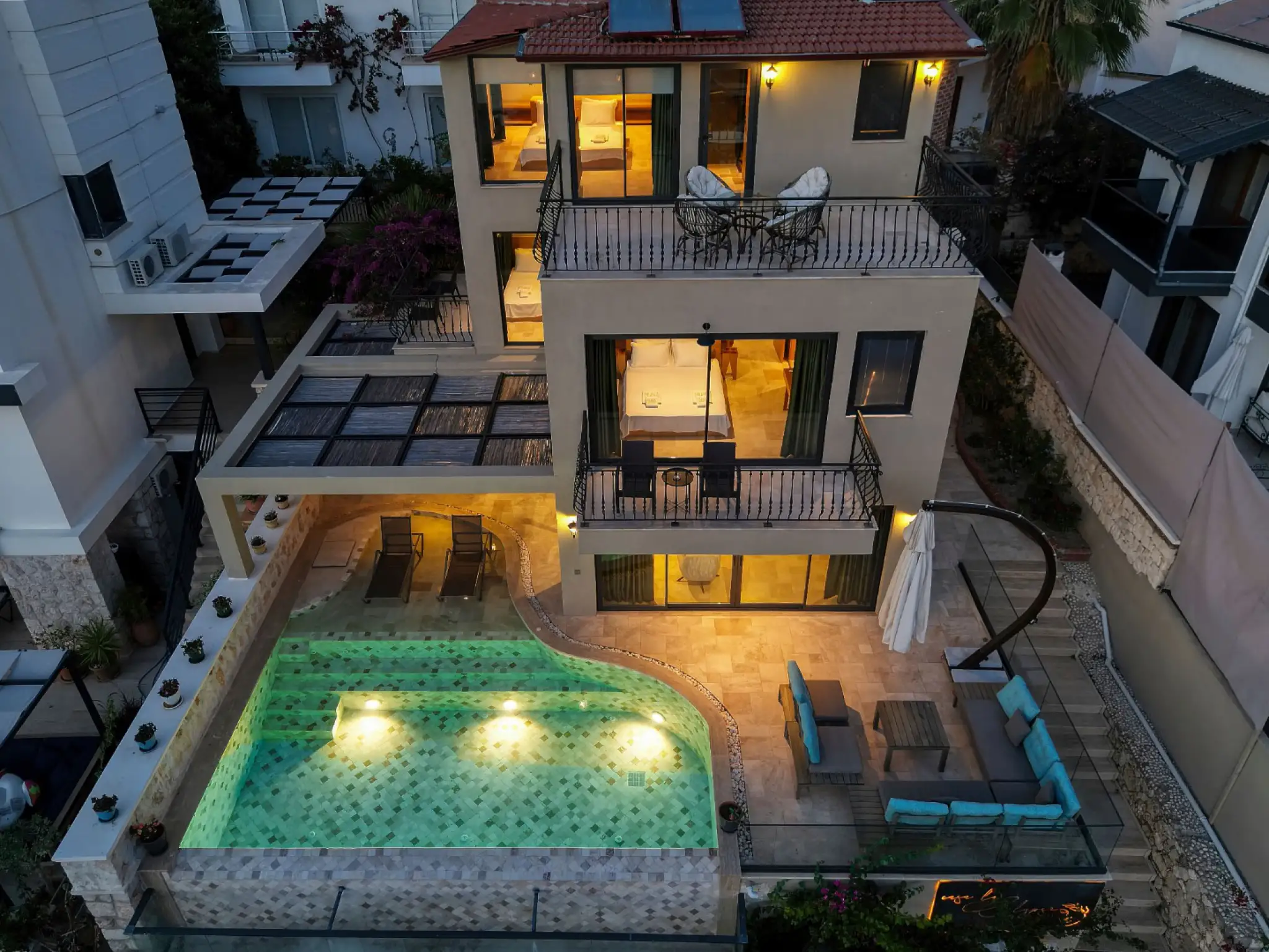 VİLLA LUXERA 4, Kalkan Kızıltaş bölgesinde merkezi konumda deniz manzaralı 6 kişilik kiralık villa 