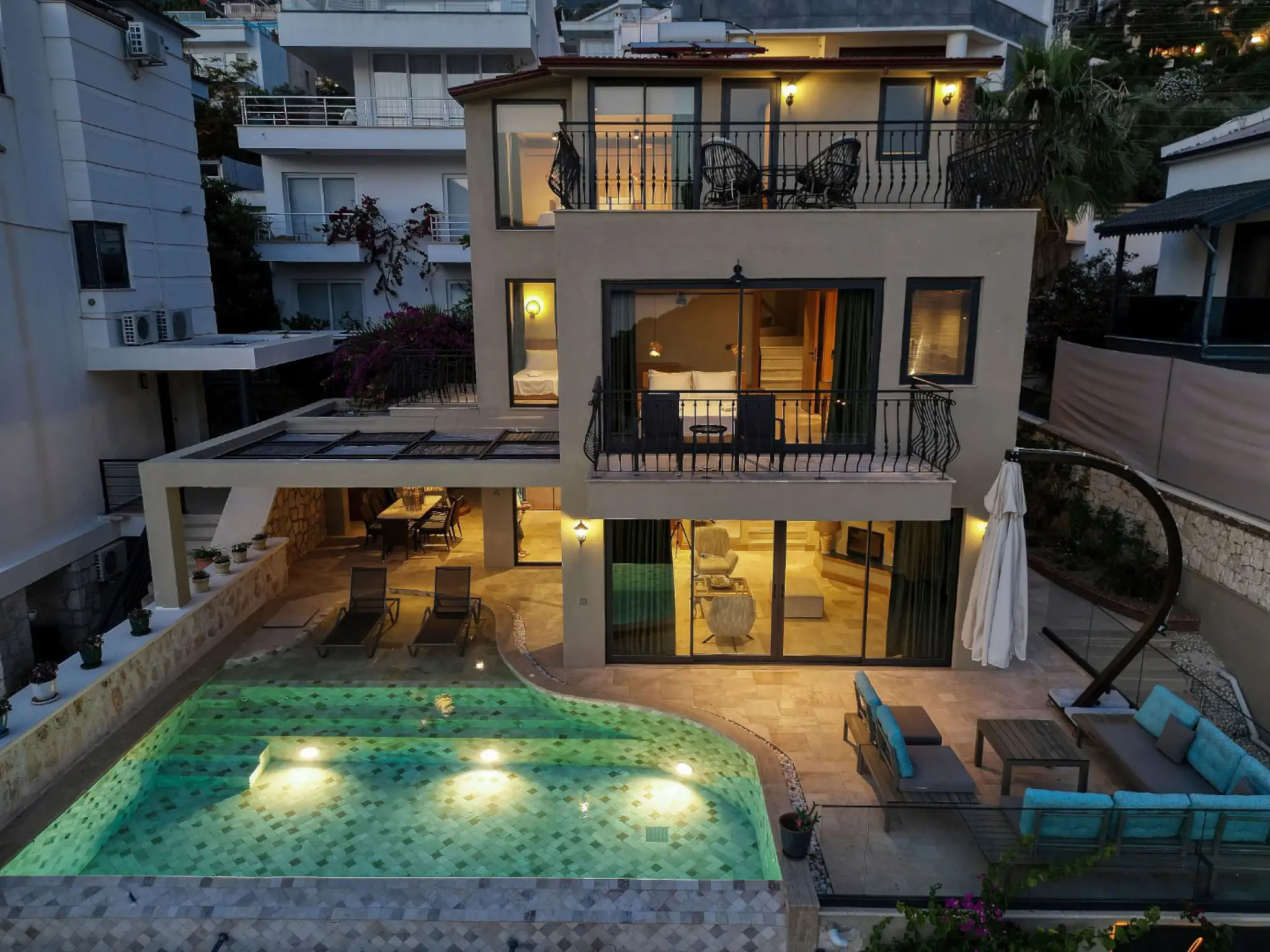VİLLA LUXERA 4, Kalkan Kızıltaş bölgesinde merkezi konumda deniz manzaralı 6 kişilik kiralık villa 