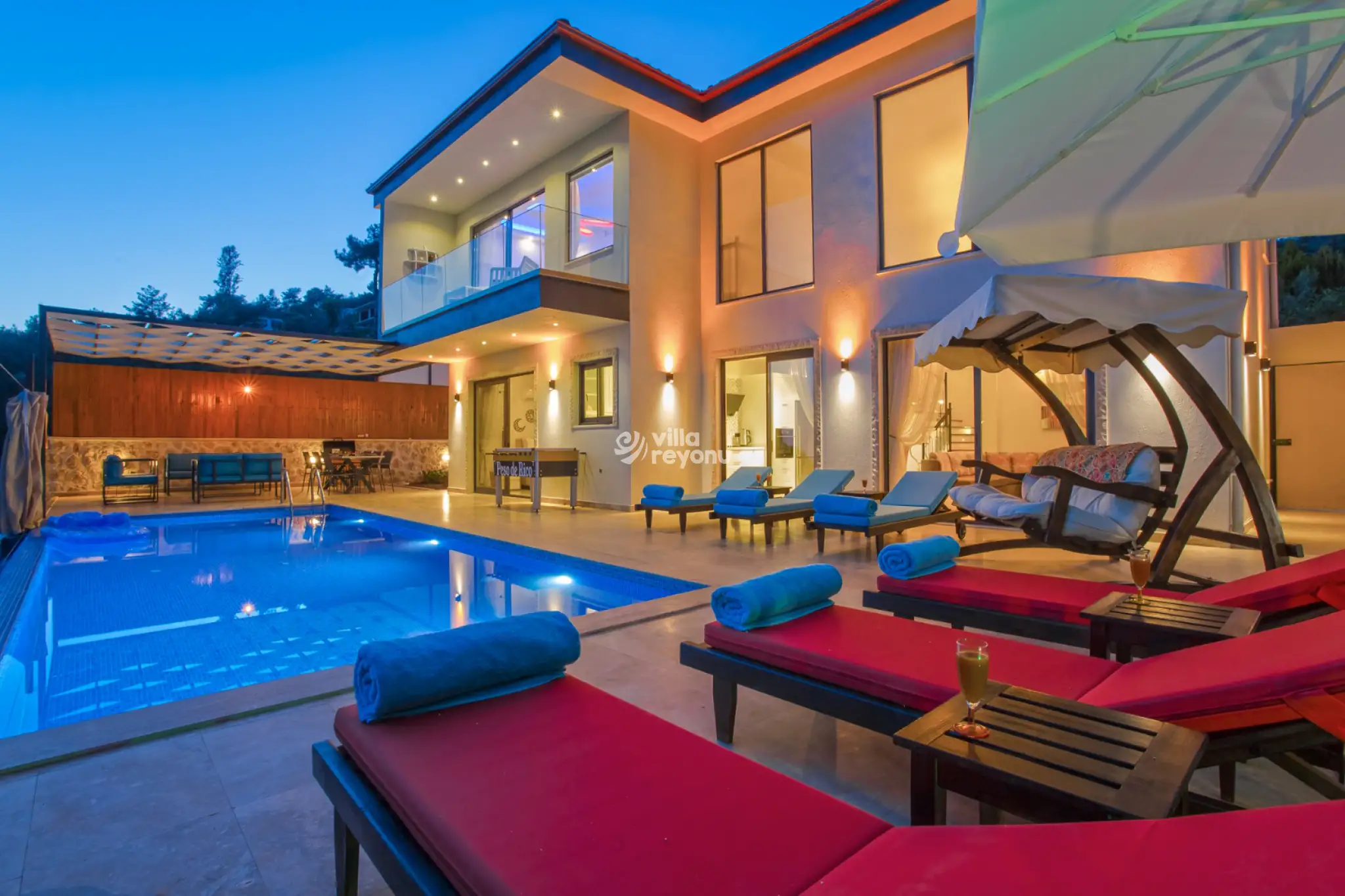 Peso-De-Rico-Villa-1_800.jpg