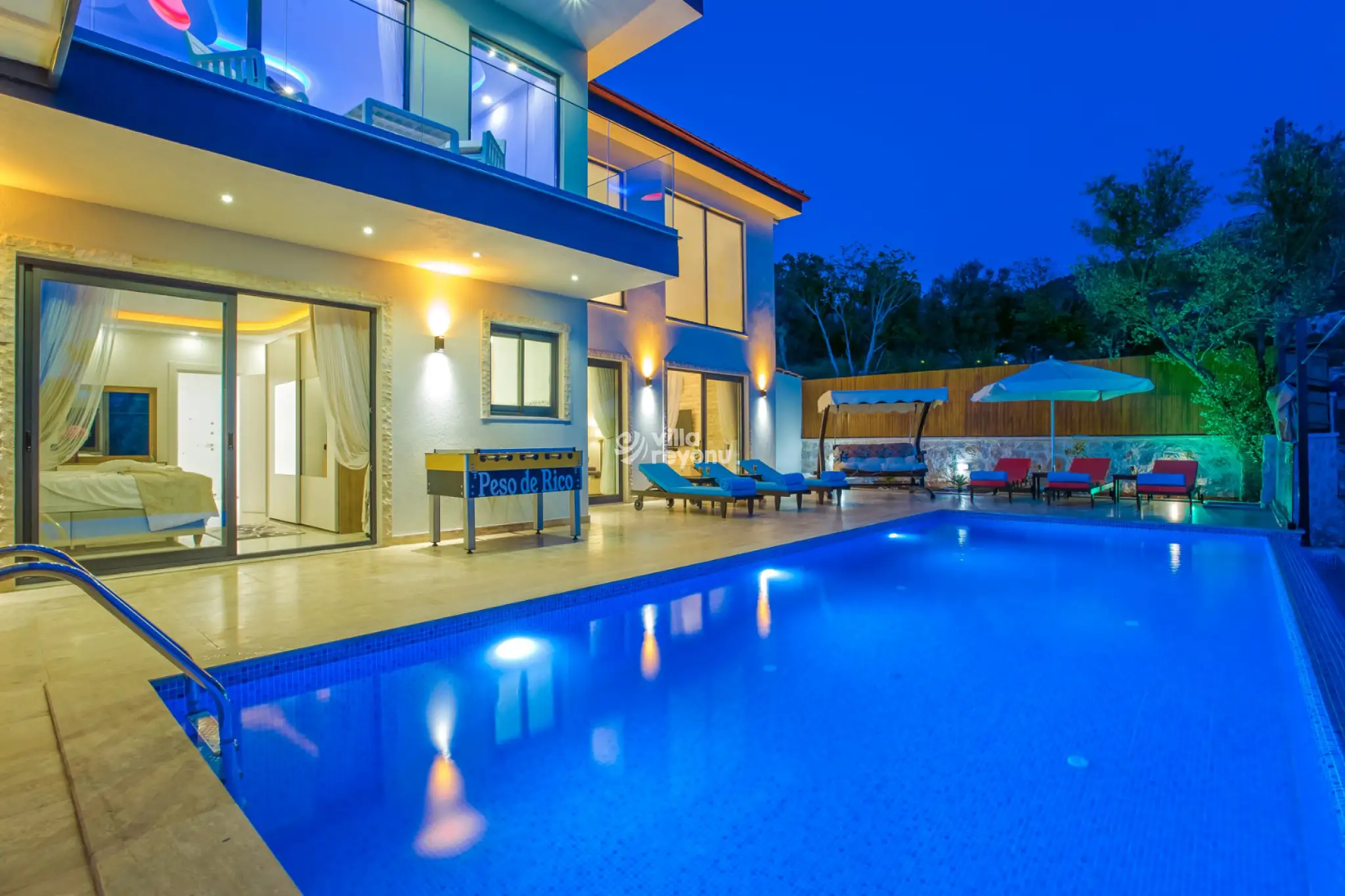 Peso-De-Rico-Villa-3_374.jpg