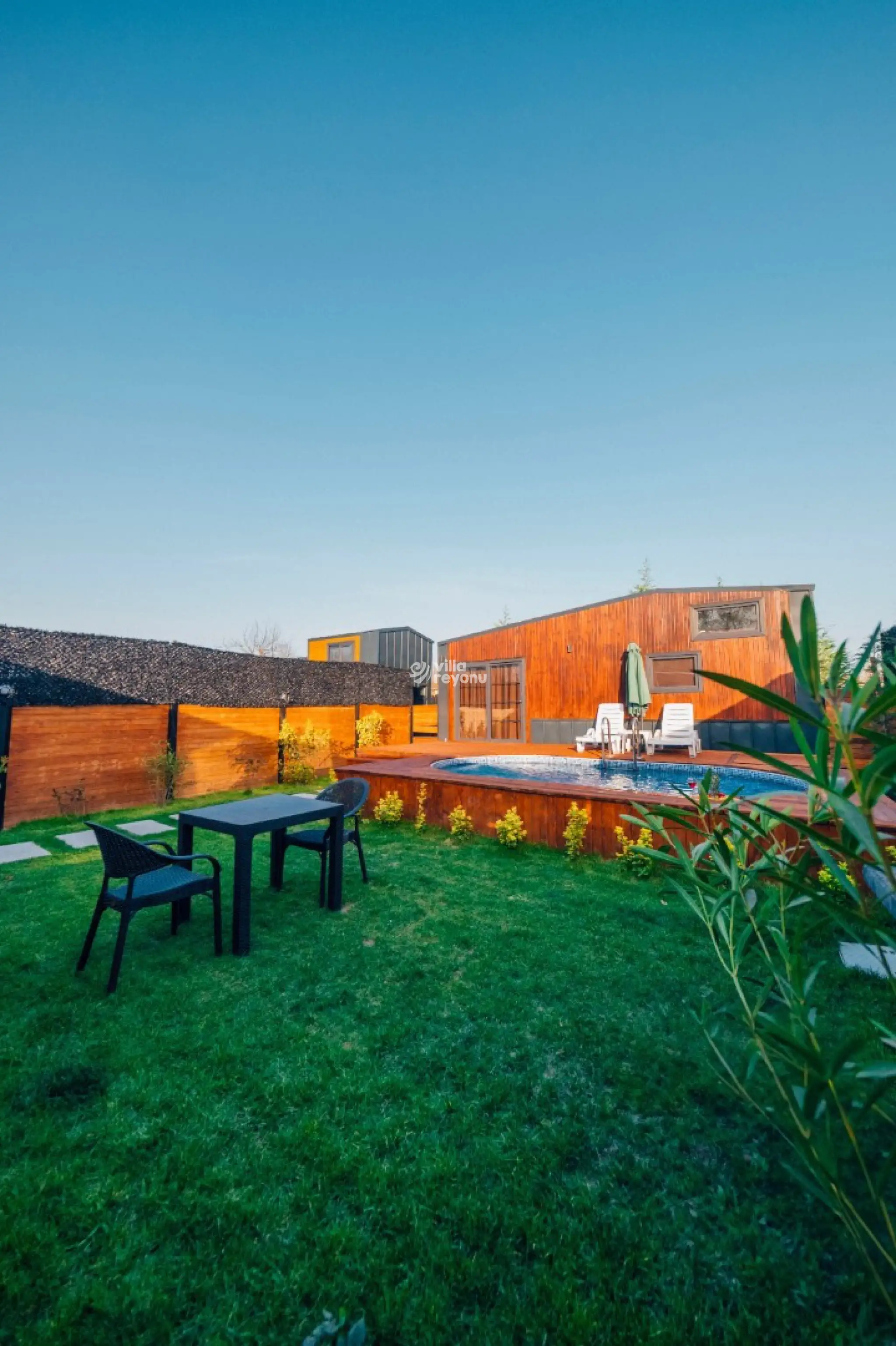 SiNDY-TiNY-HOUSE-8_910.jpeg