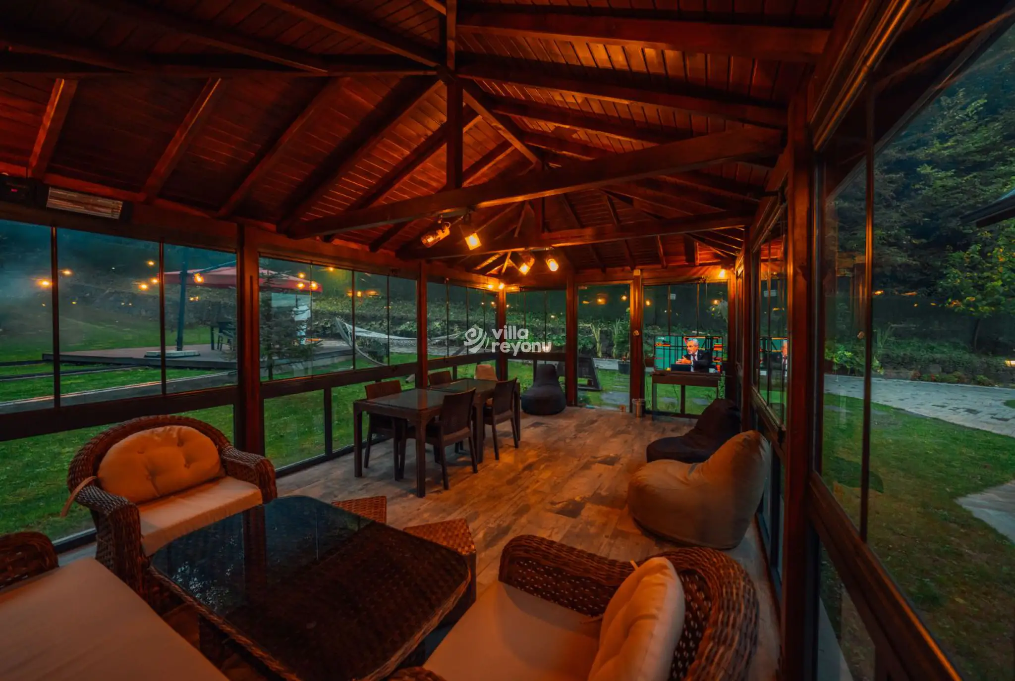 Villa-Alveda-Deluxe-5_668.JPG