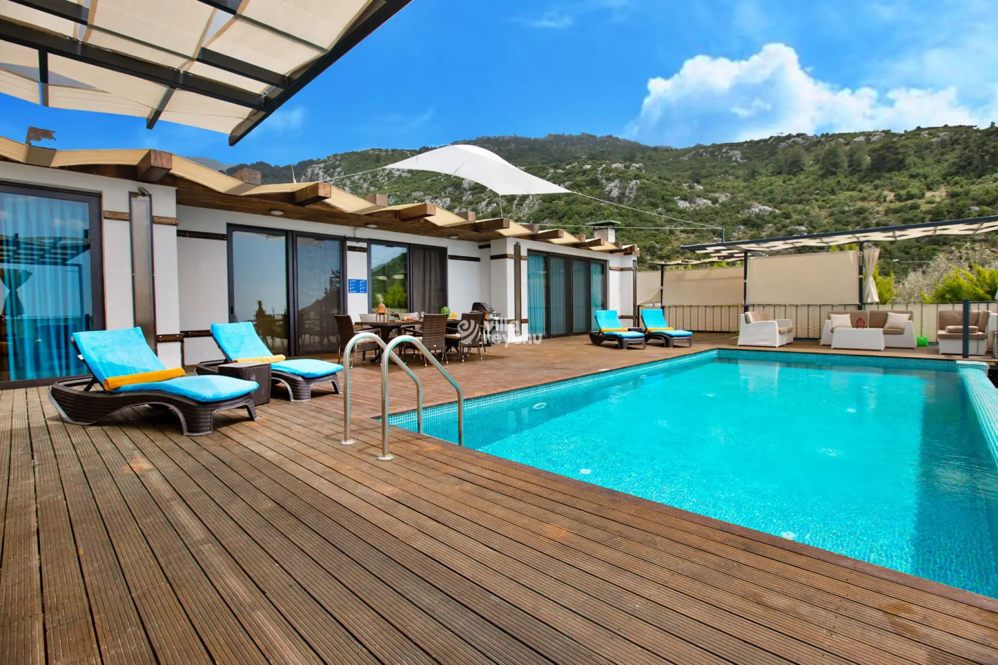 Villa-Arya-Genis-Aci-resimler-6_635.jpeg