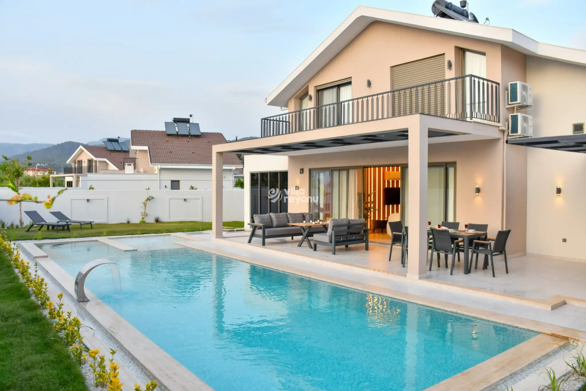 Villa-Biz-Villa-Blanc-55_780_590.jpg