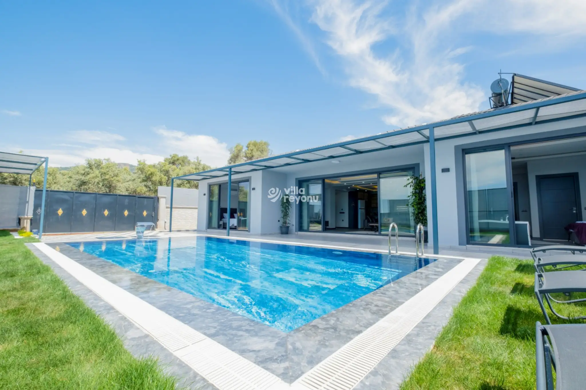 Villa-Biz-Villa-Grand-Elit-215_183_675.jpg