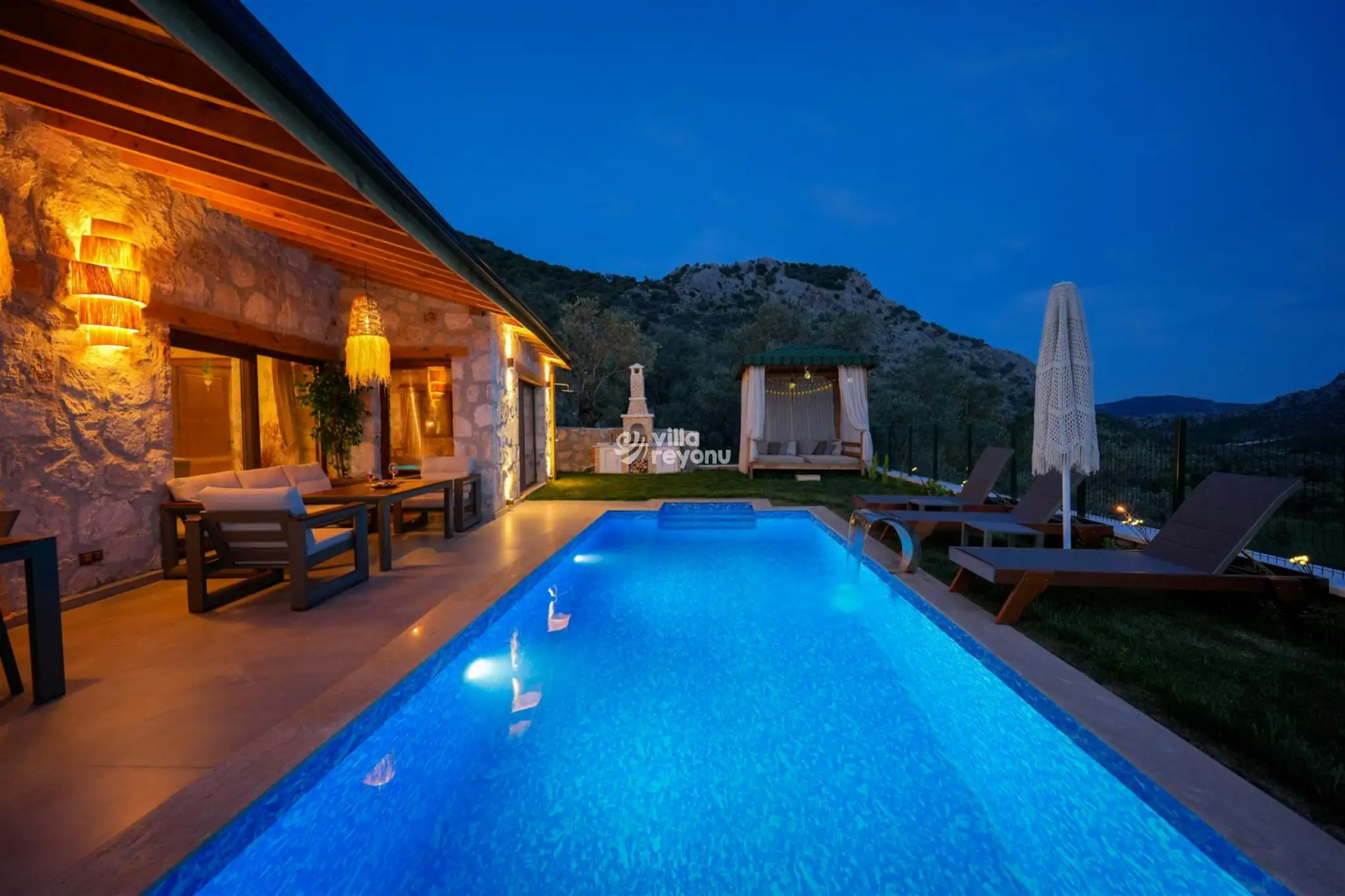 Villa-Biz-Villa-Montaview-81_126_671.JPG
