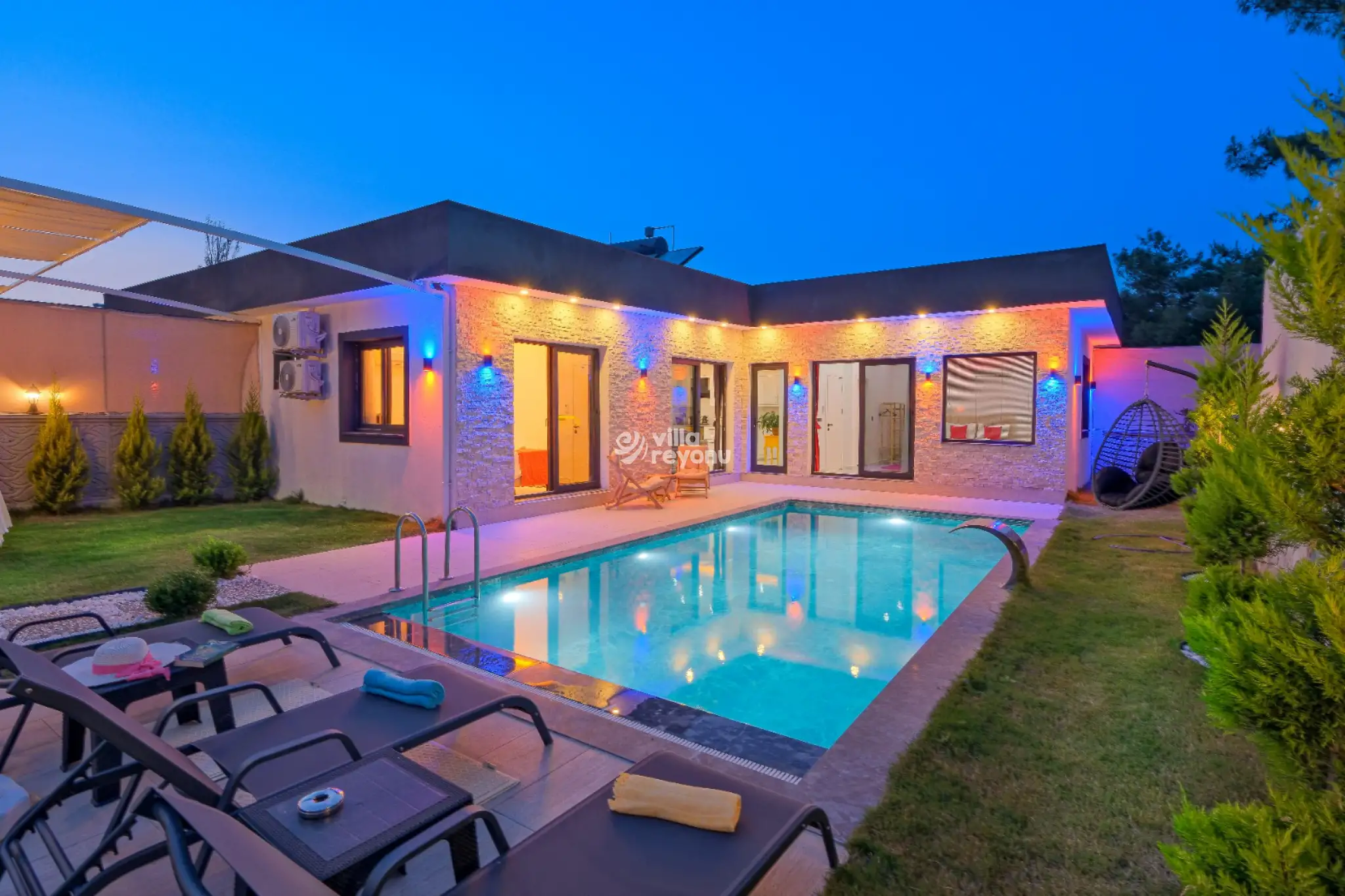 Villa-Biz-Villa-Mutlu-3_684_251.jpg