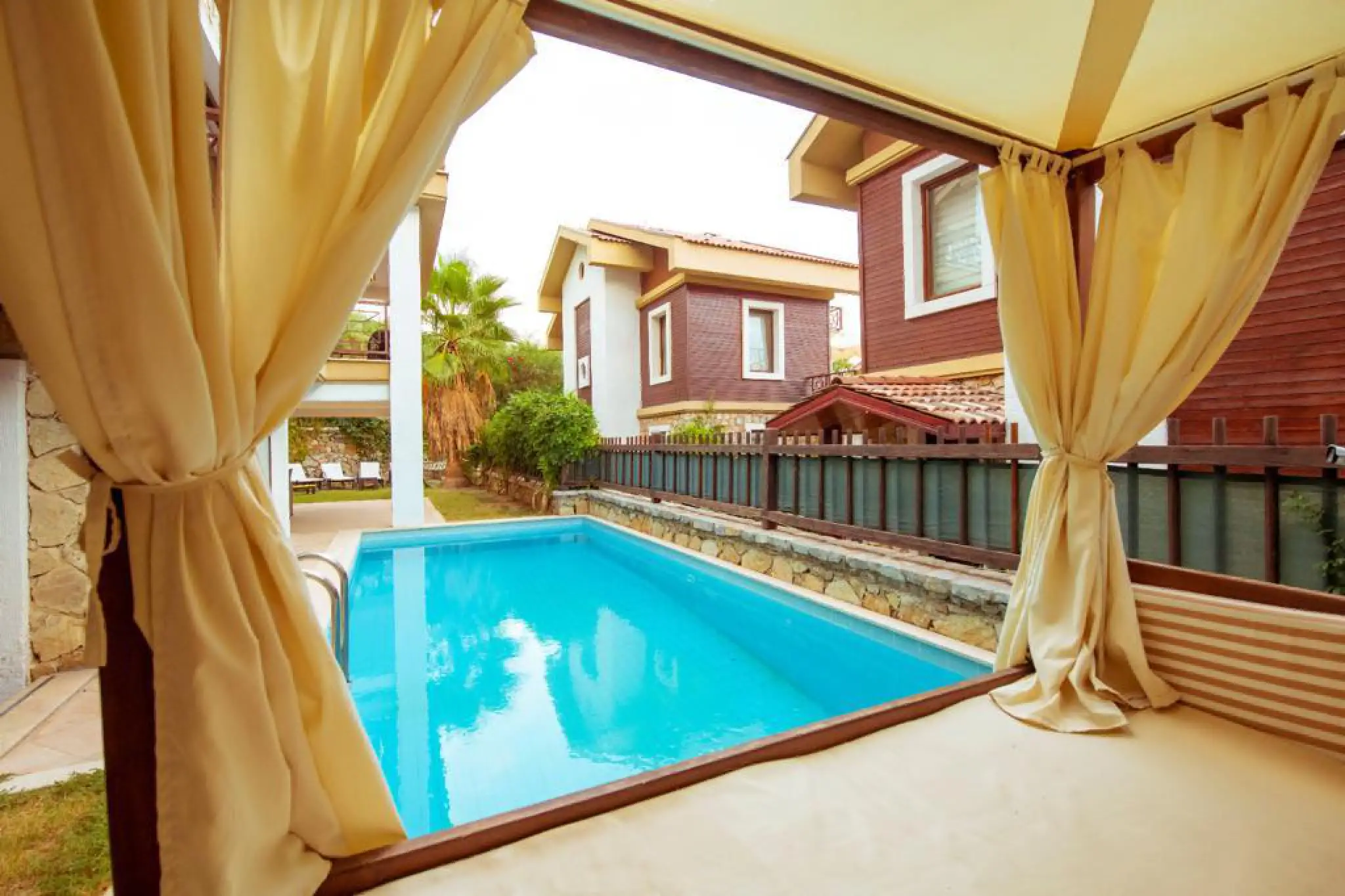 VİLLA GLADE 2