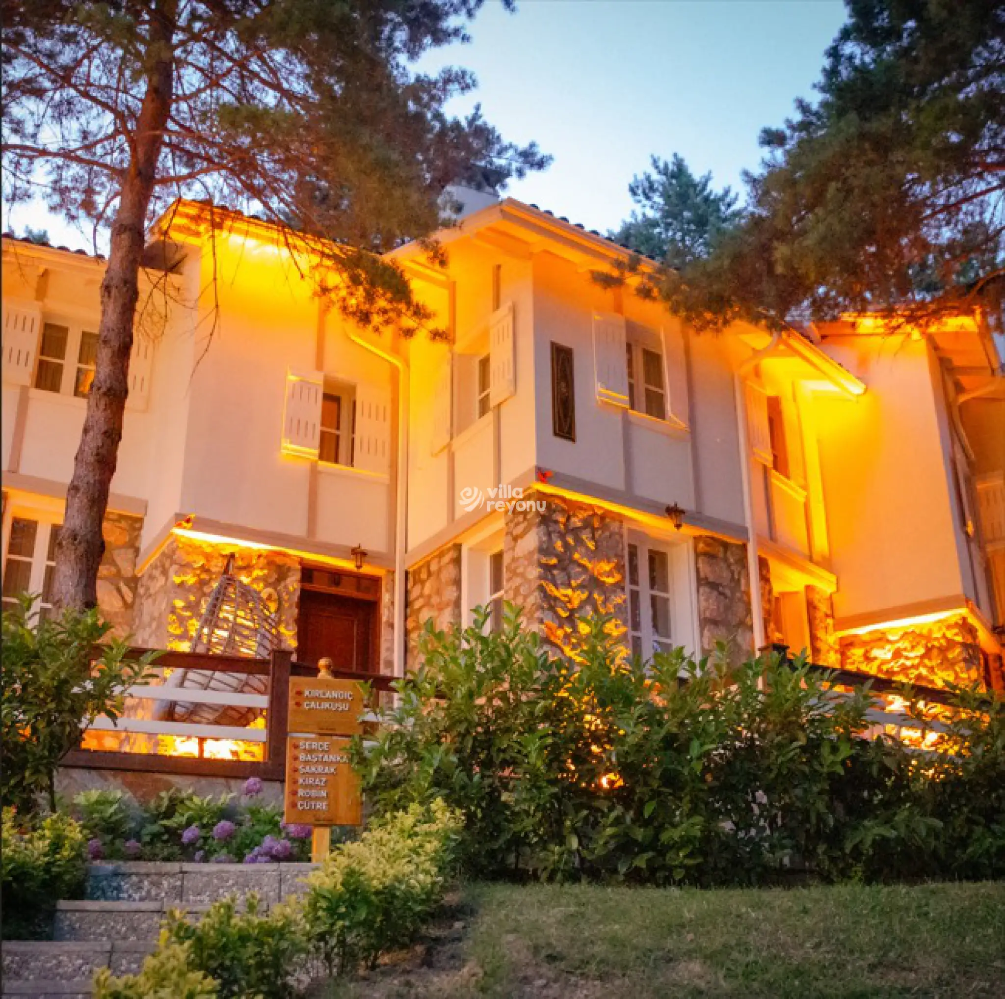 Villa-Black-Stone-11_197.jpg