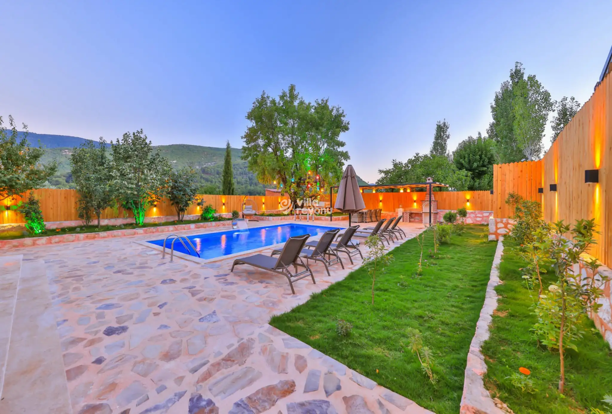Villa-Dr-88_737.jpg