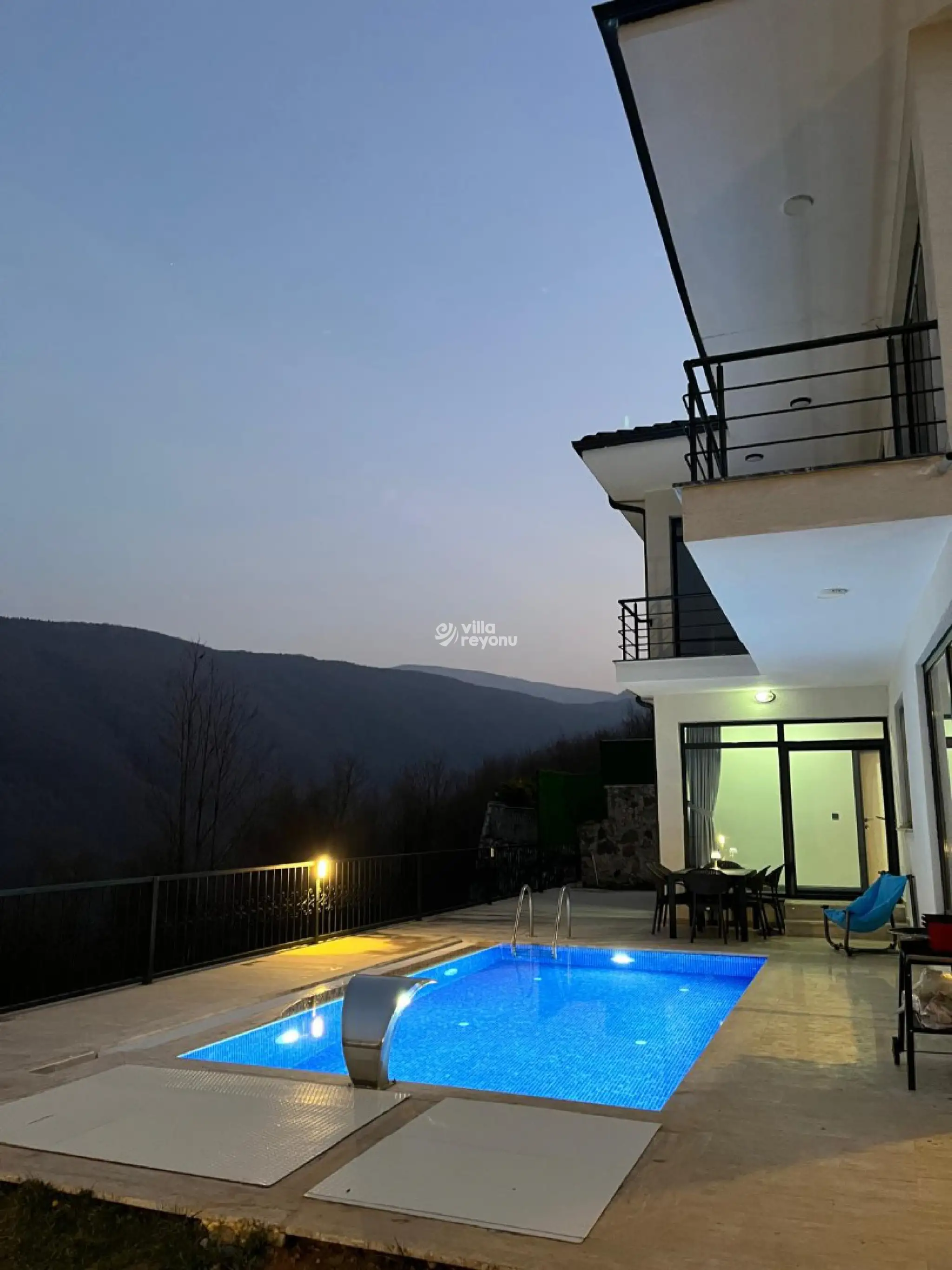 Villa-Enza-13_413.jpg