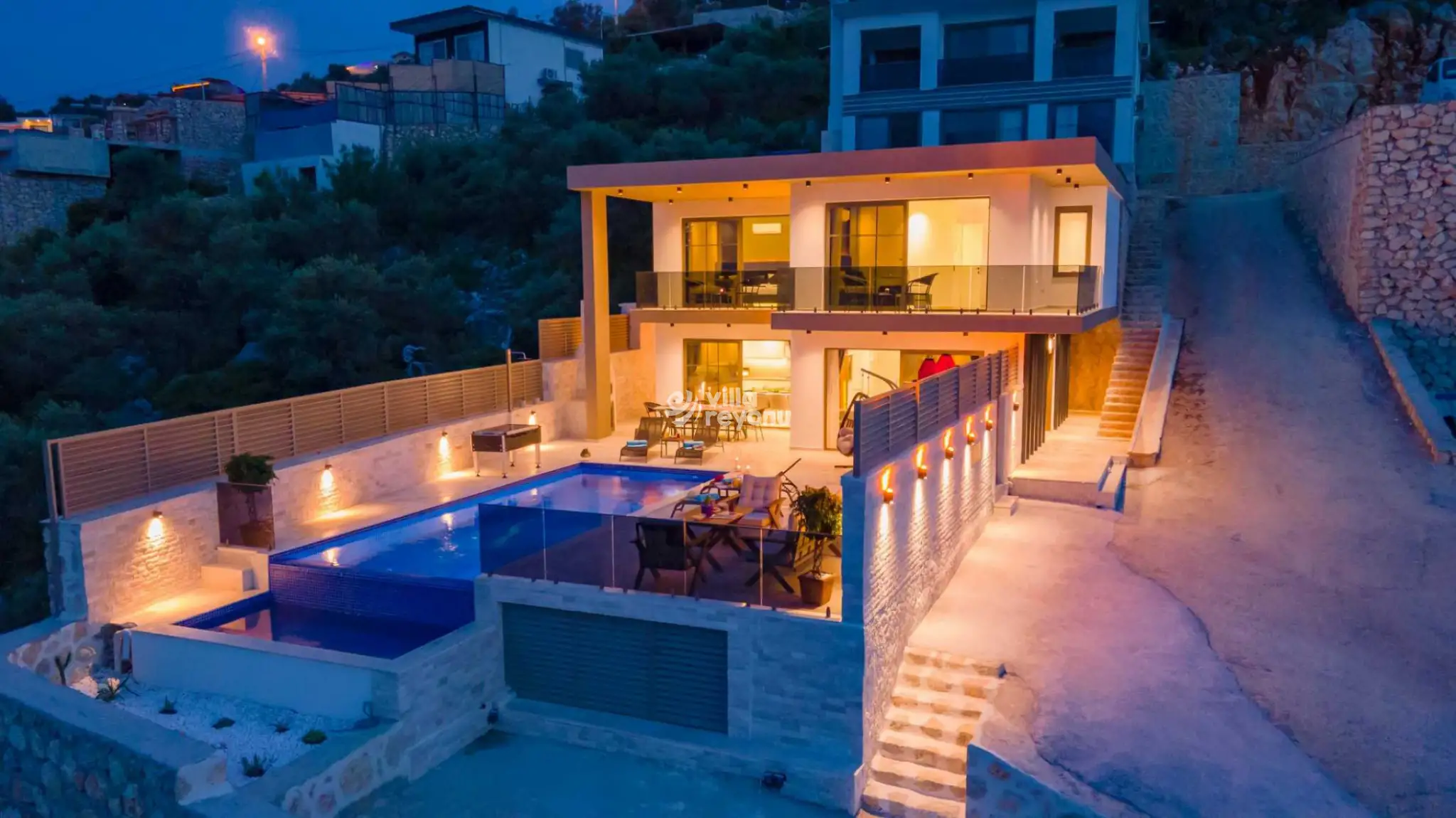 Villa-Eser68_668.jpg