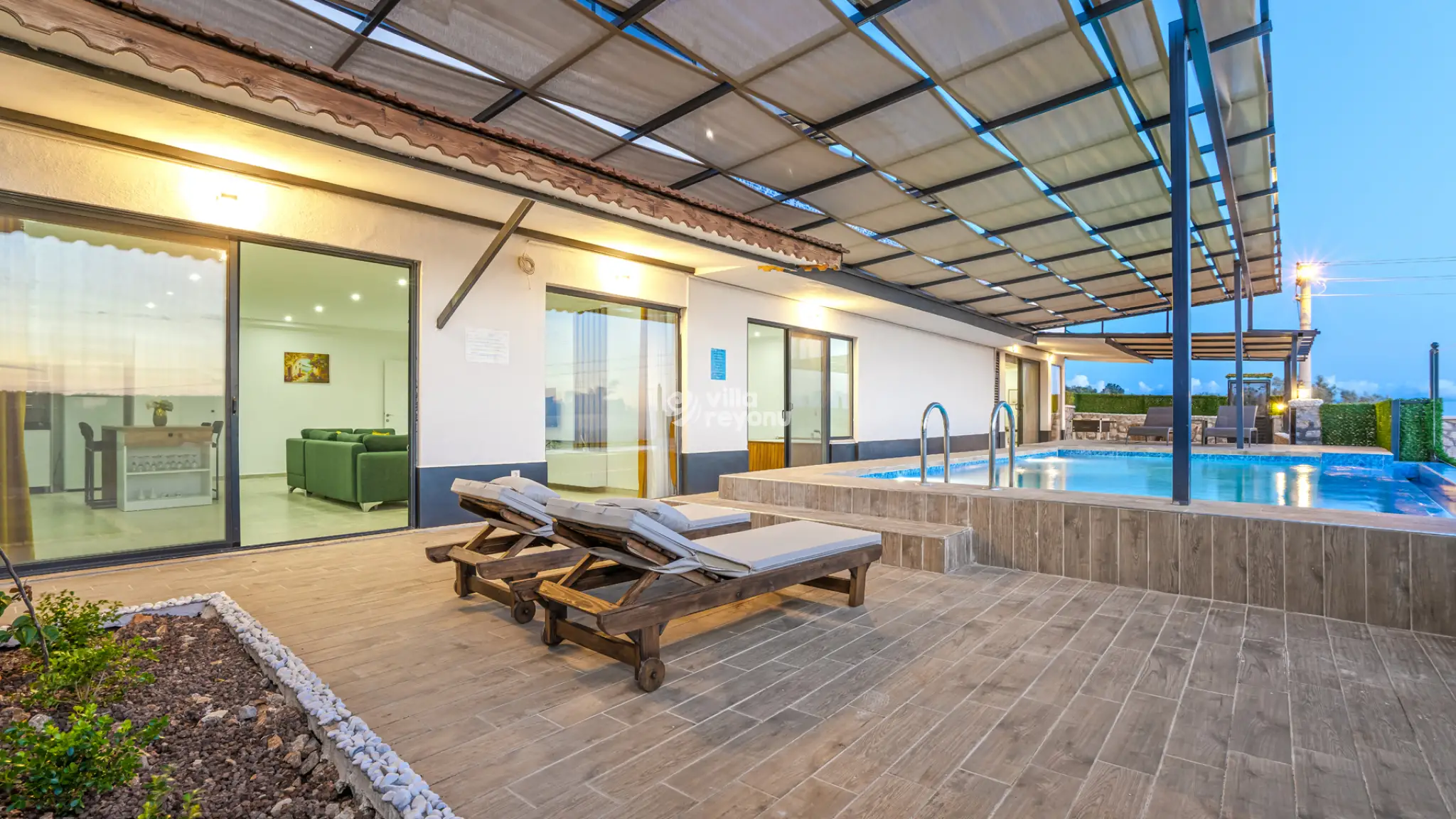 Villa-Gunes-2-1_293.jpg