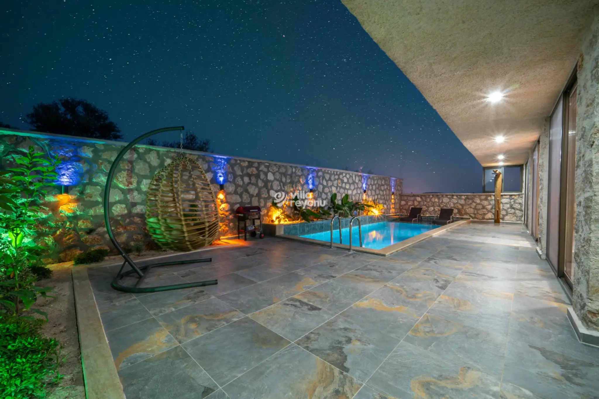 Villa-Kurtoglu62_77.jpg