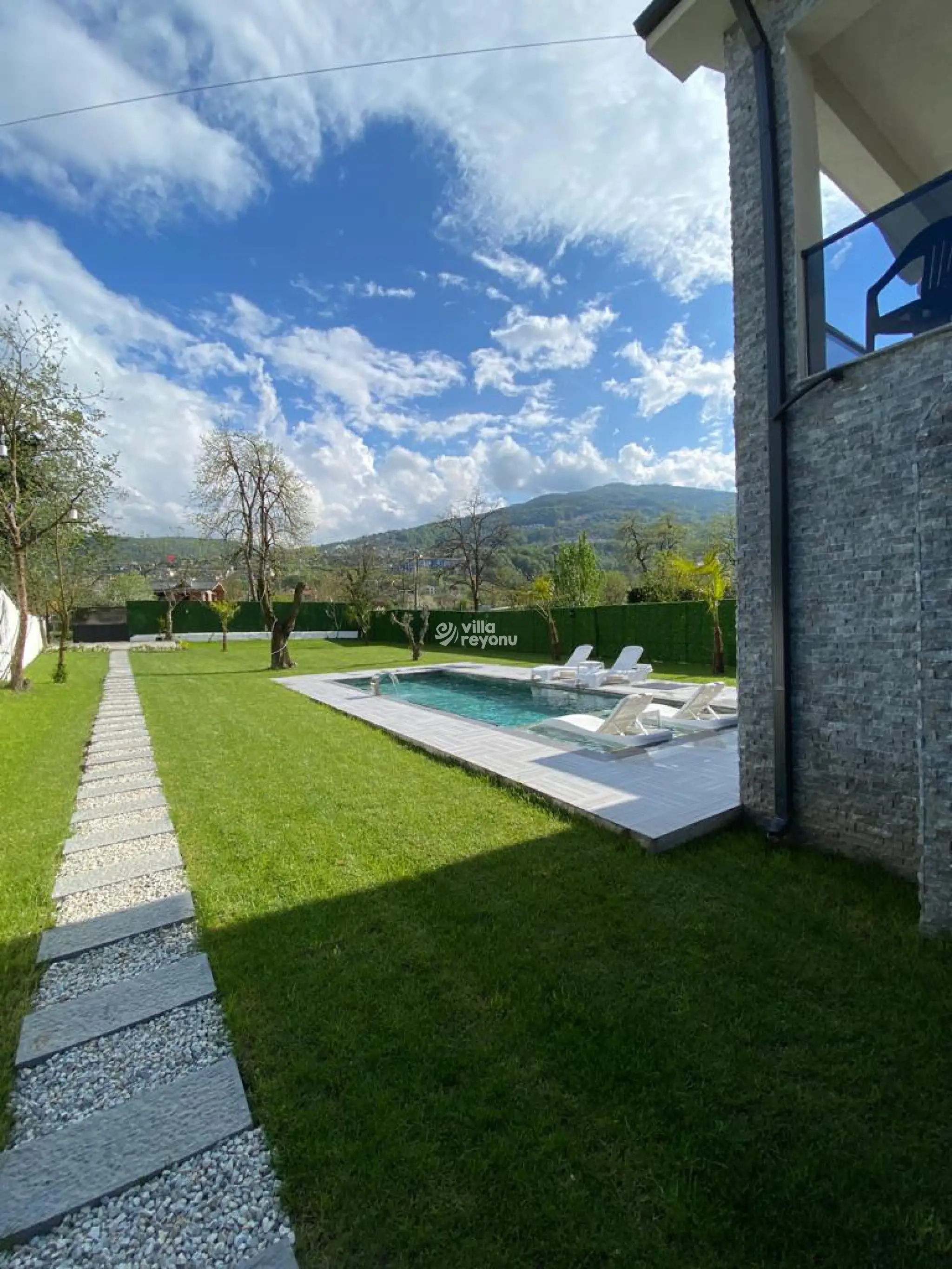 Villa-Lida-24_101.jpeg