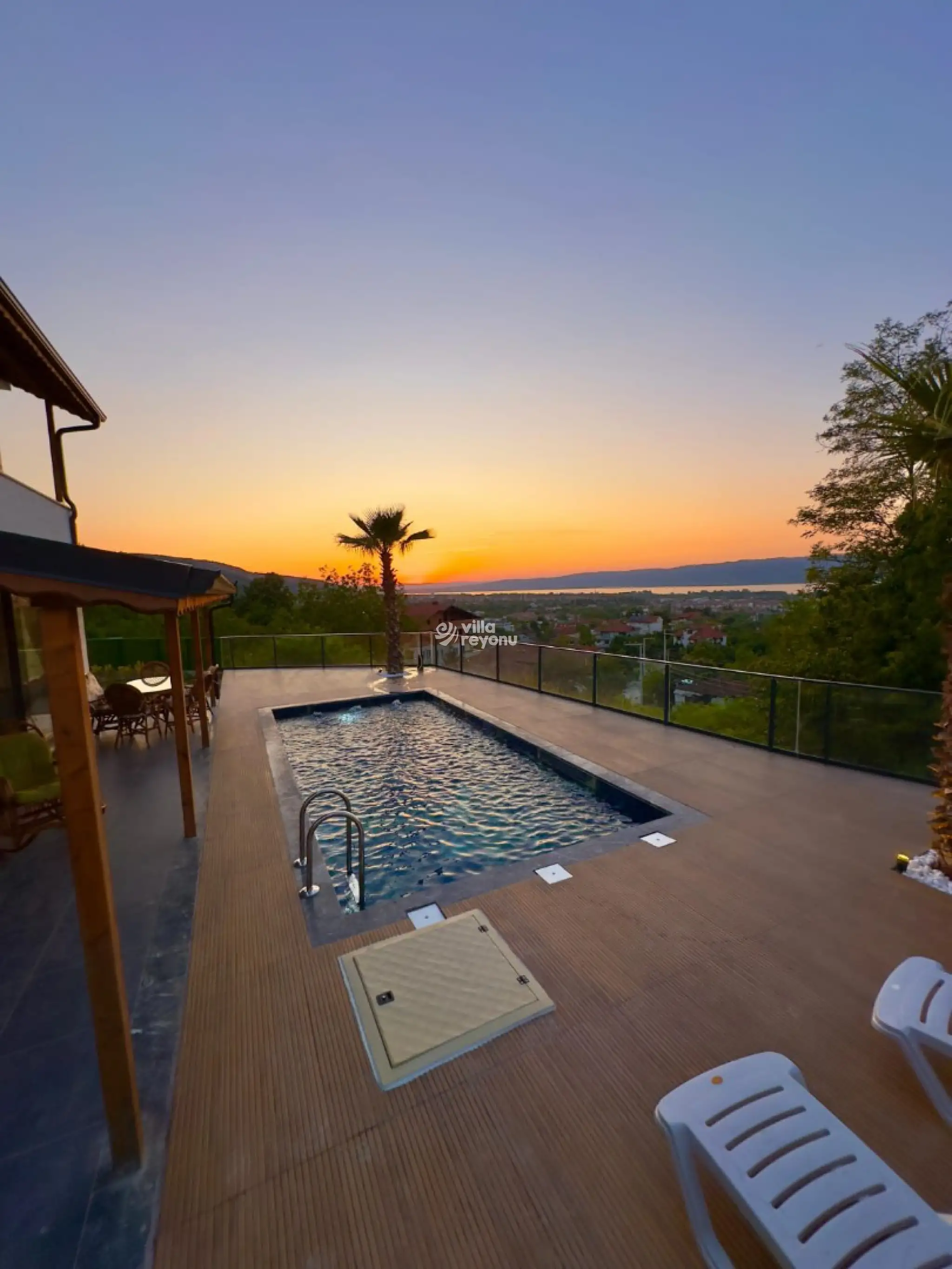 Villa-Silent-17_402.jpg