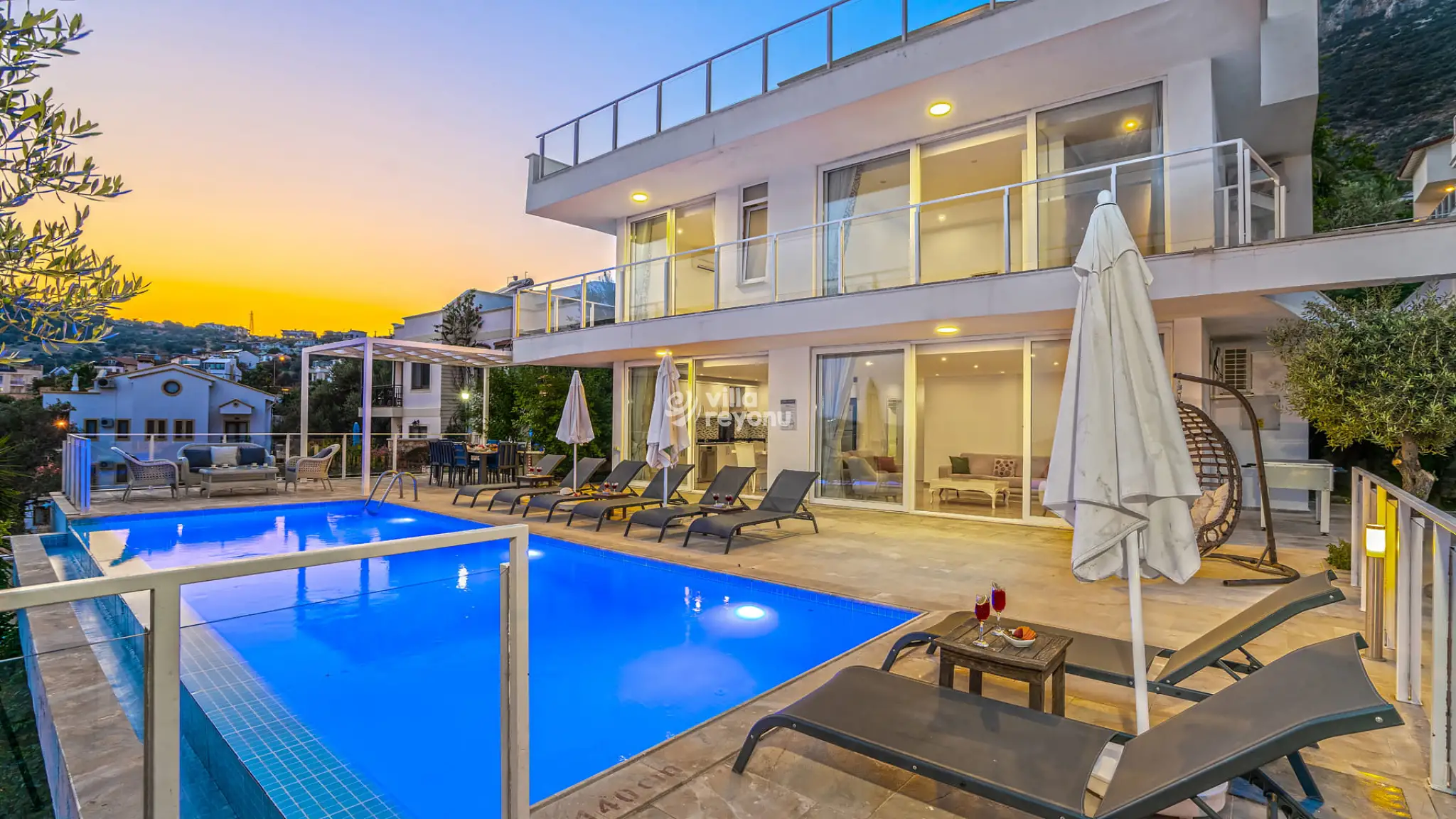 Villa-Zeytouna-1_930.jpg