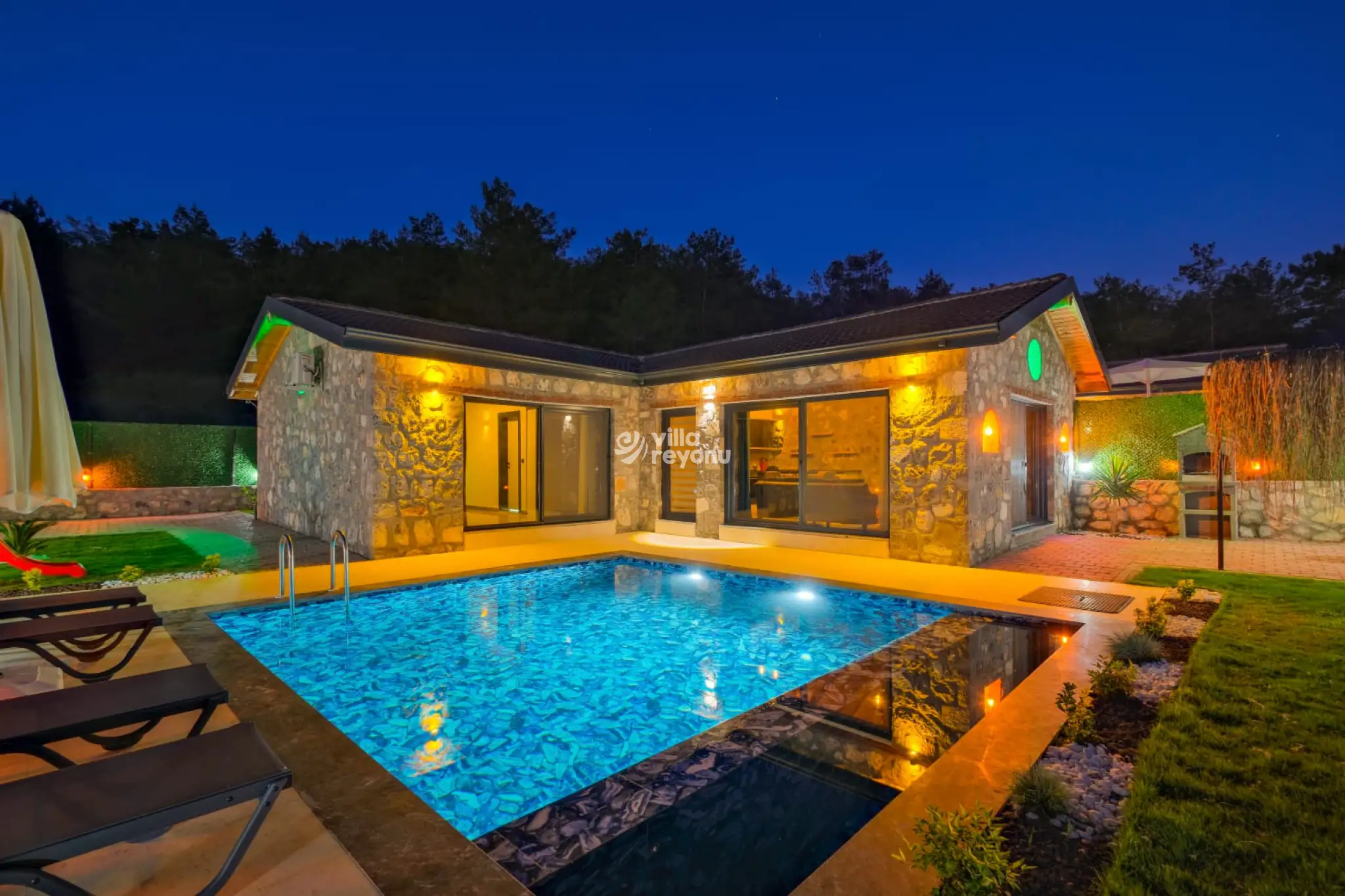 Villabiz-villa-tayvan1-14_406_833.jpg