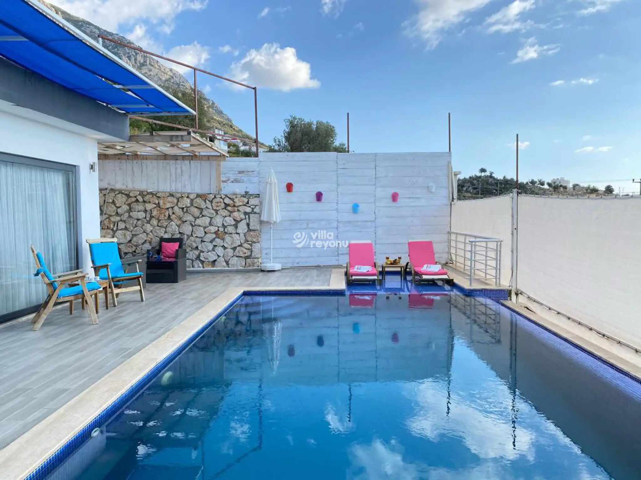 Villa Amara, Kalkan Kördere bölgesinde 2 kişilik kapalı havuzlu balayı villası