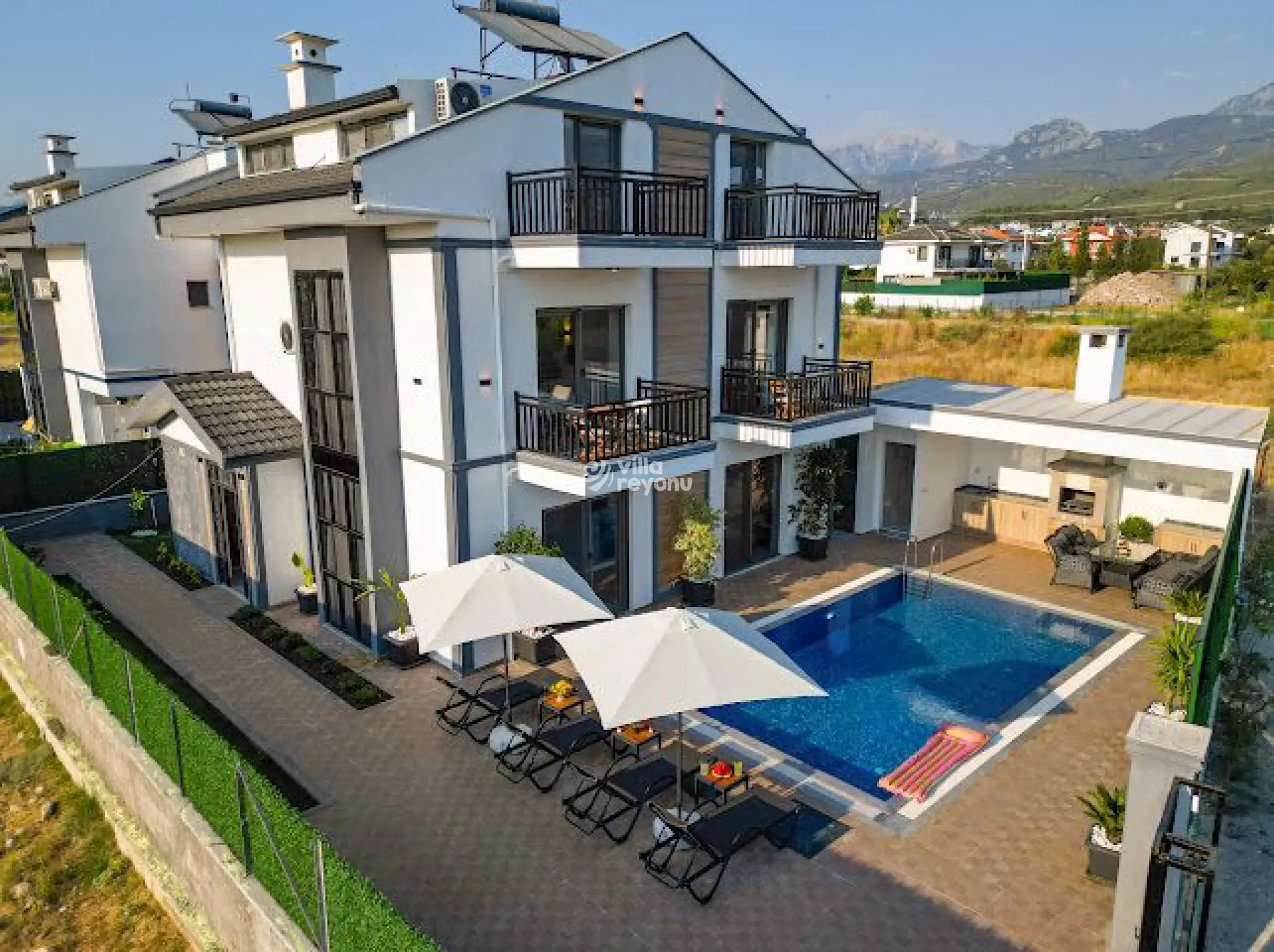 VİLLA AZULYA