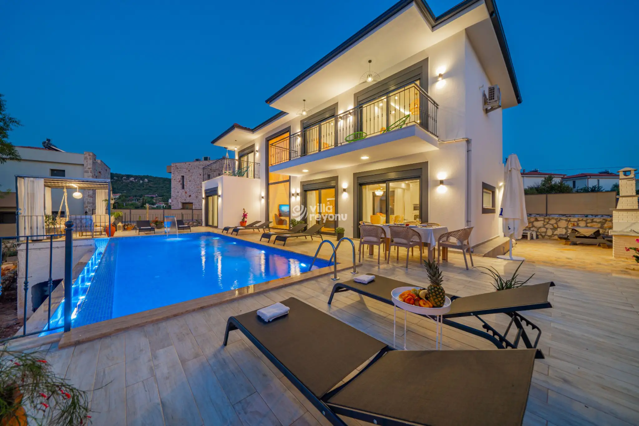 Villa Asris, Çukurbağ bölgesinde doğa içerisinde 8 kişilik kiralık villa 