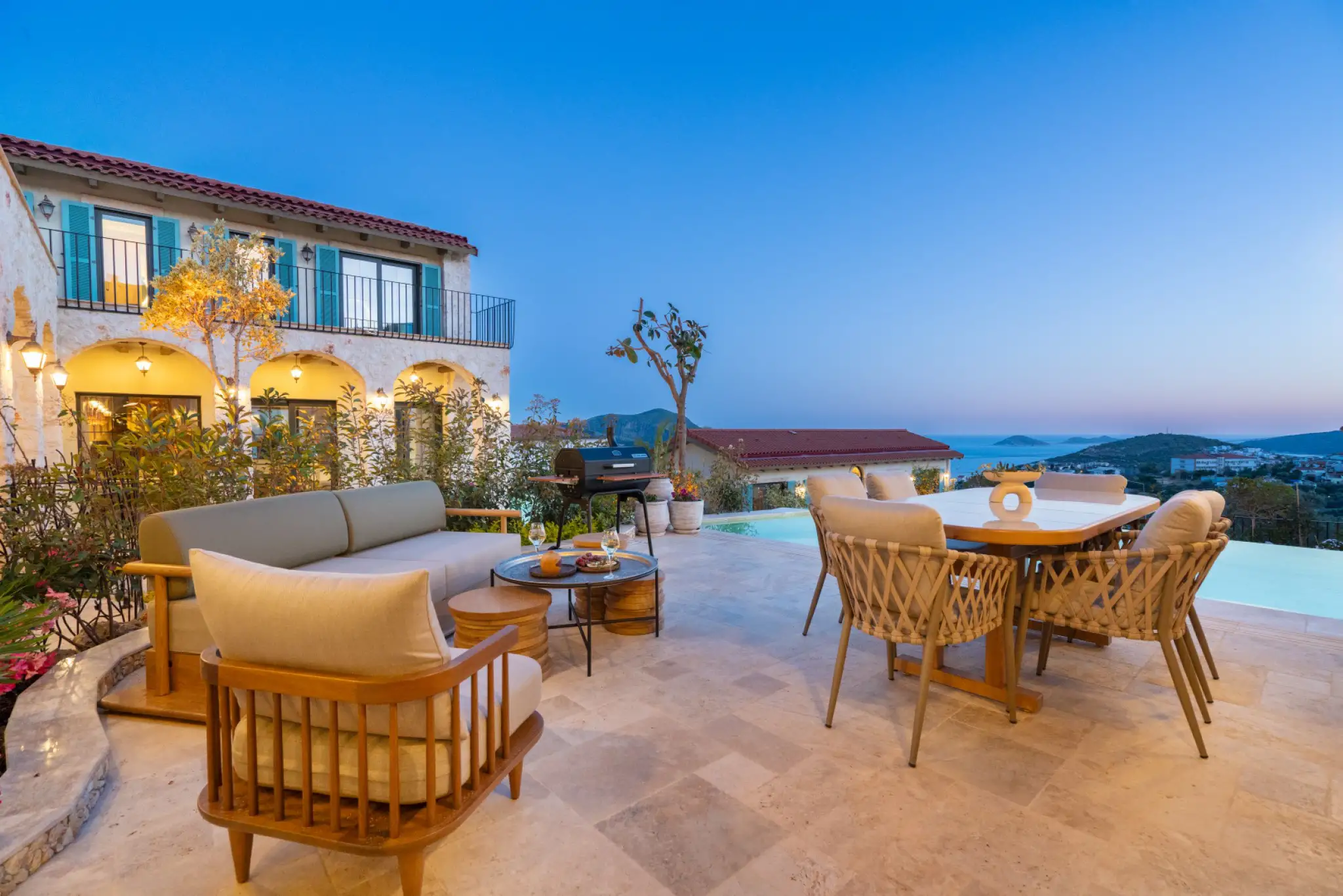 VİLLA LUXERA 5, Kalkan Kızıltaş bölgesinde merkezi konumda deniz manzaralı 6 kişilik kiralık villa 