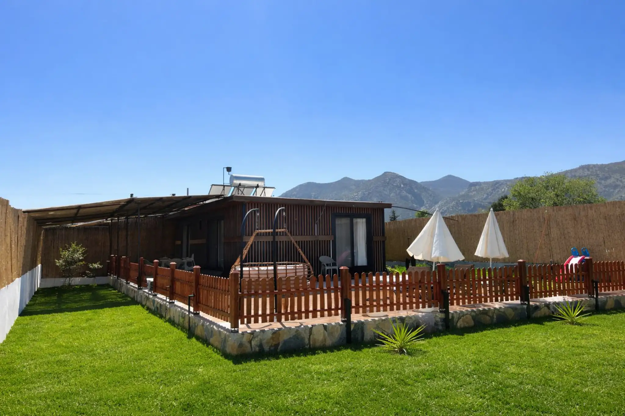 Villa Alaska 1
