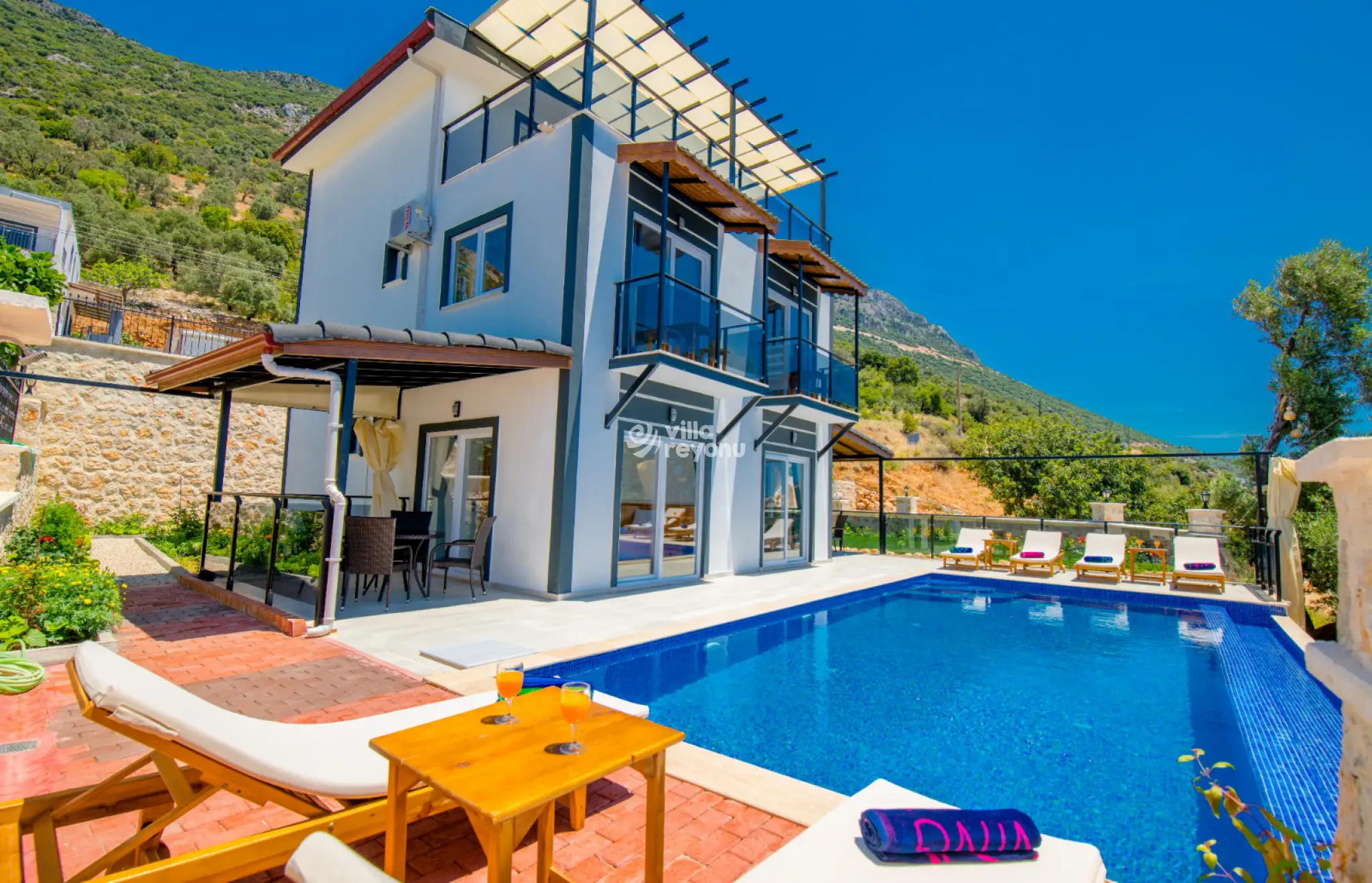 VİLLA ALMEDA