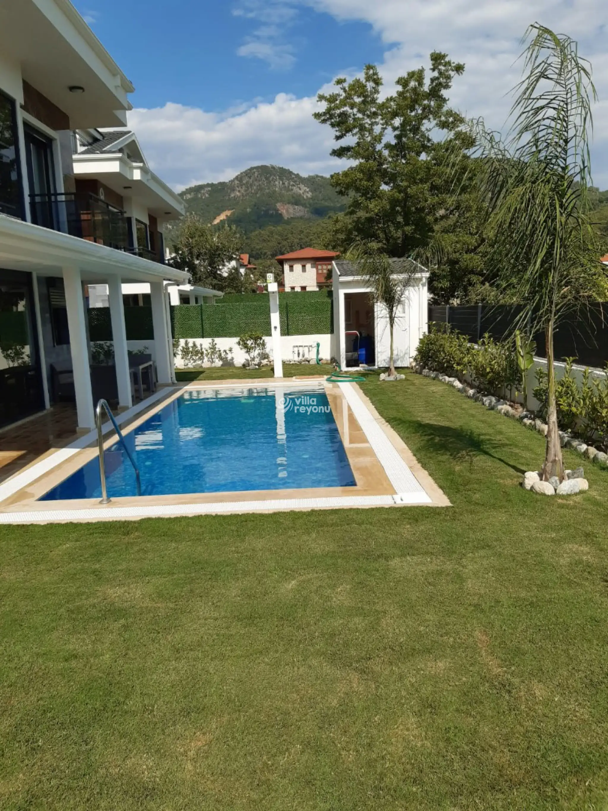 alya-gocek-5_714.jpeg