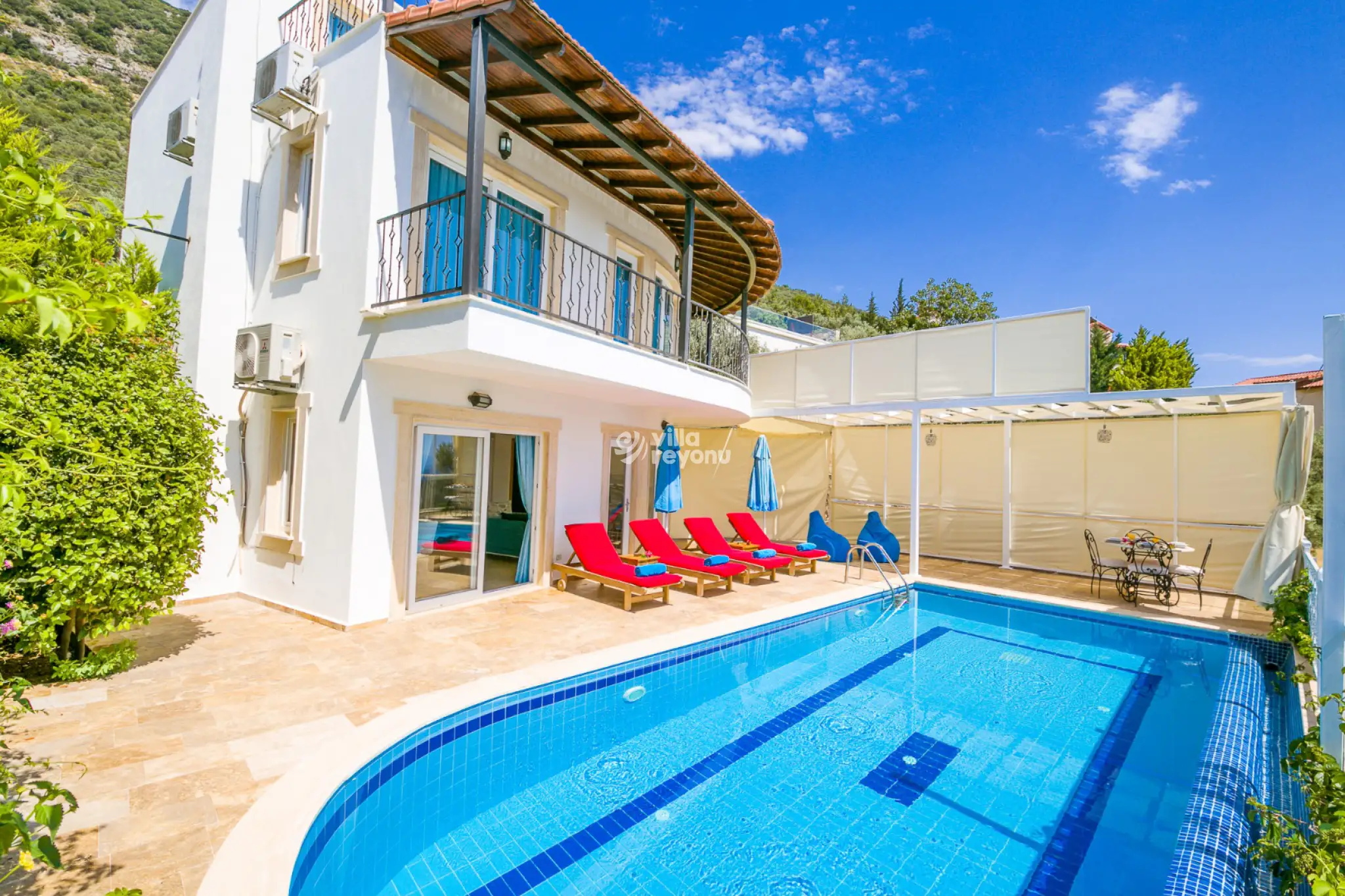 Villa Evelor
