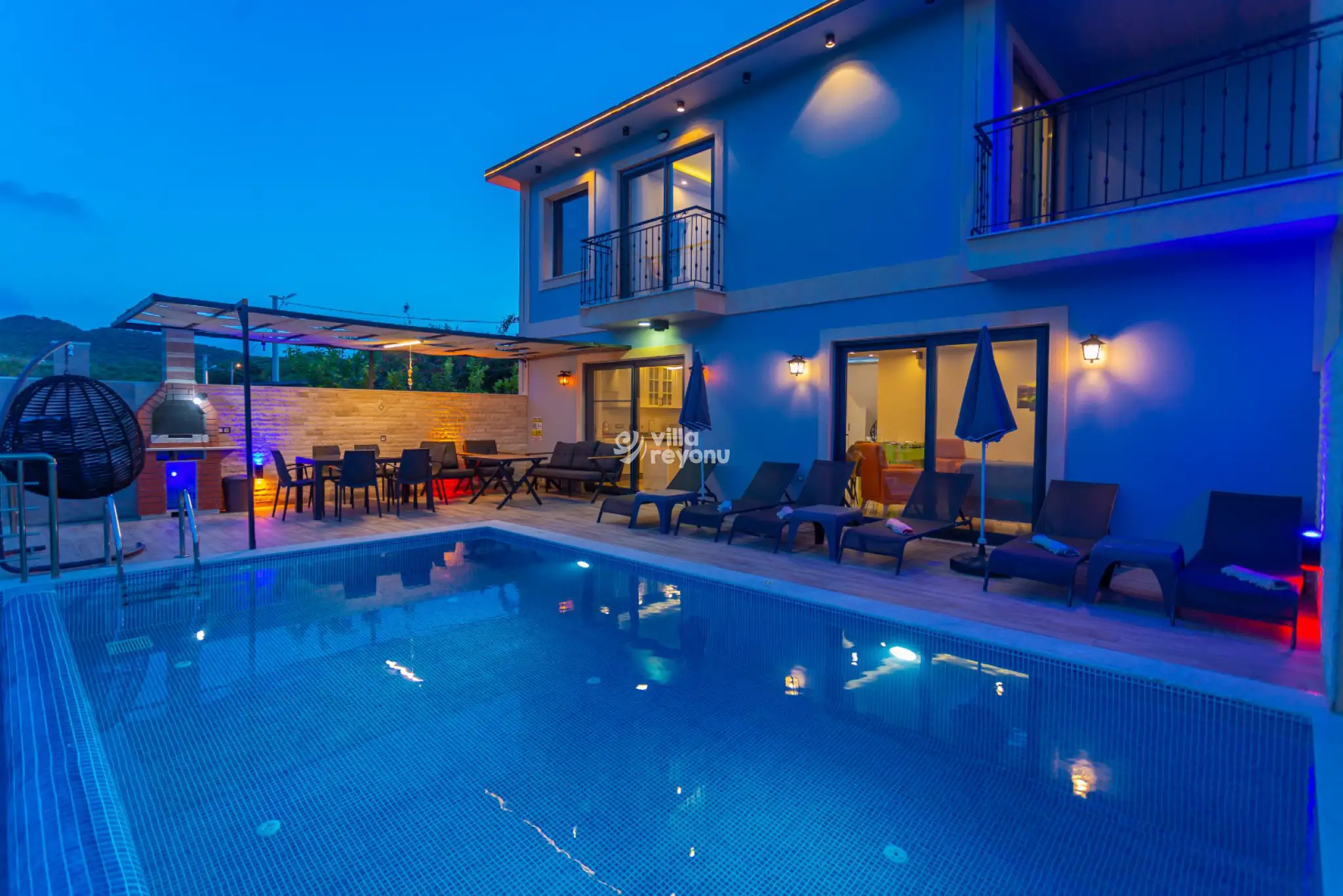 Villa Strato , Kaş Bayındır Bölgesinde doğa içinde 8 kişilik kiralık villa