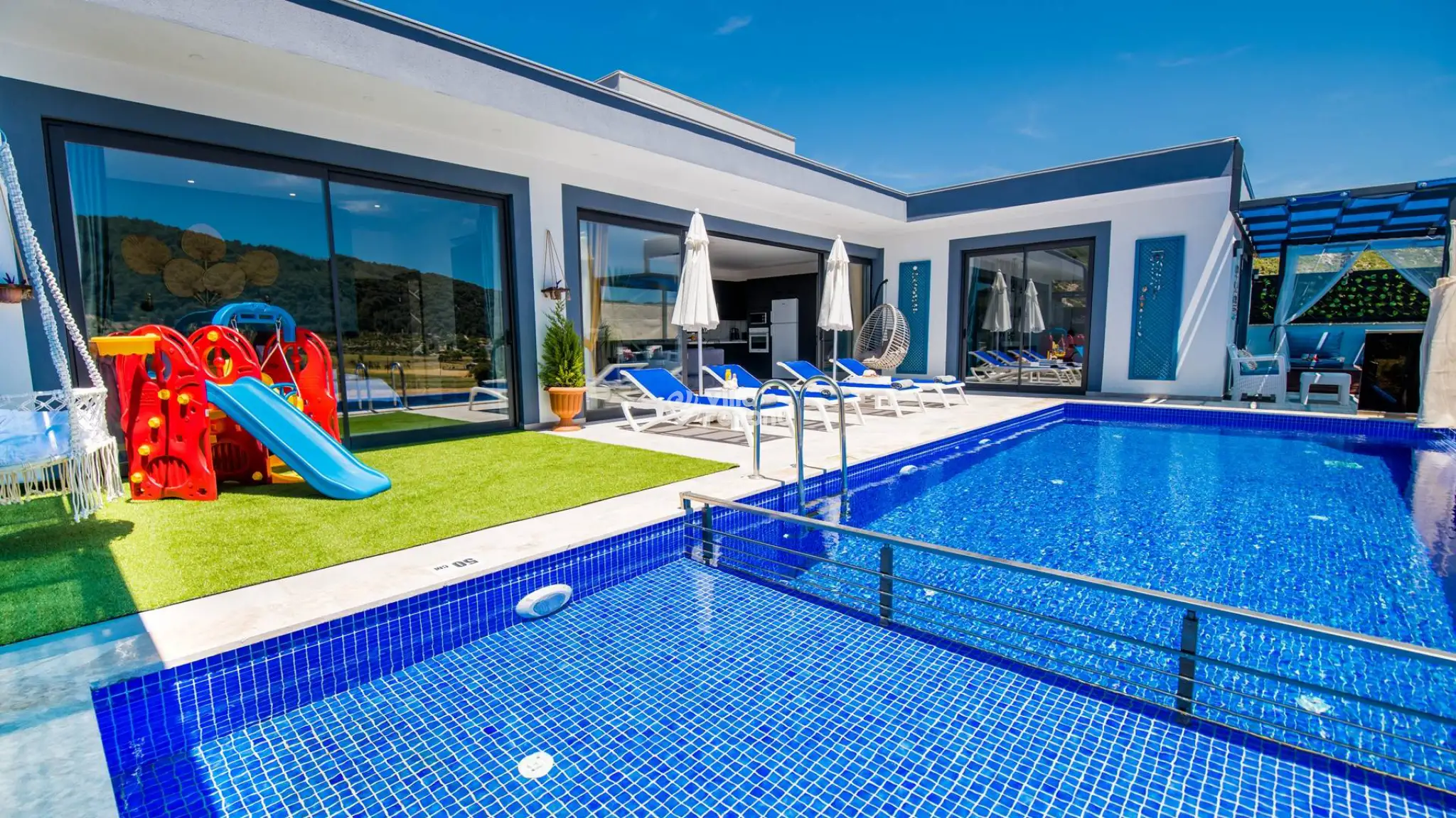 kiralik-villa-lavinya-kalkan-villadanismani-5_558.jpg