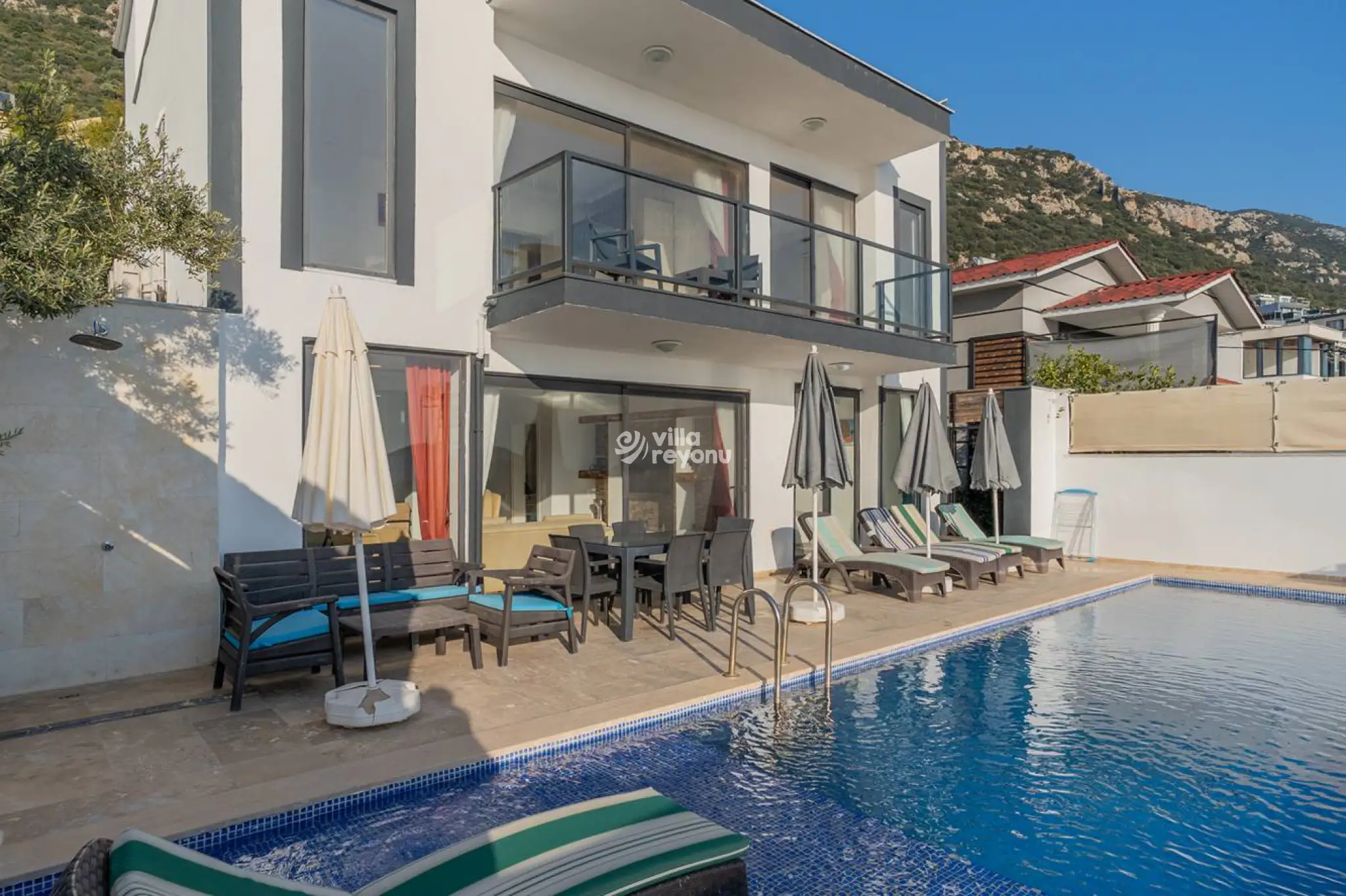 kiralikvillaniz_villa_gorkemli_35_9557_5703_164.jpg