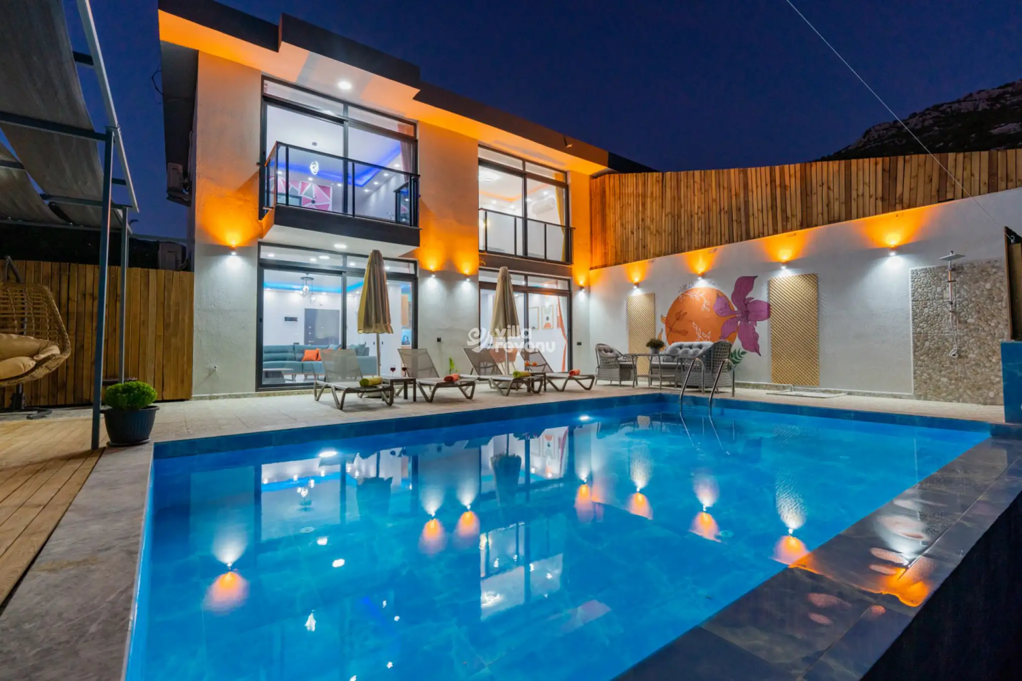 muhafazakar-jakuzili-tatil-villasi-lilium-1_313_149.jpg