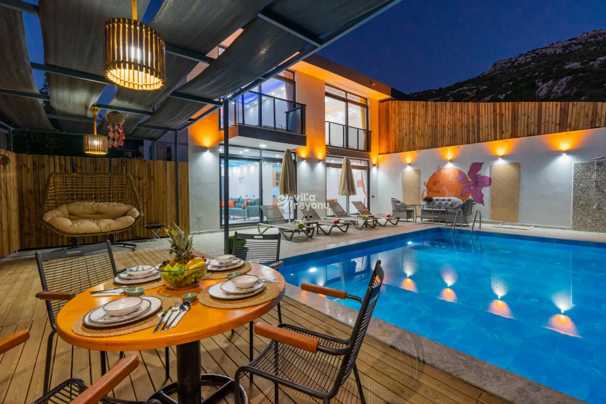 muhafazakar-jakuzili-tatil-villasi-lilium-3_251_940.jpg