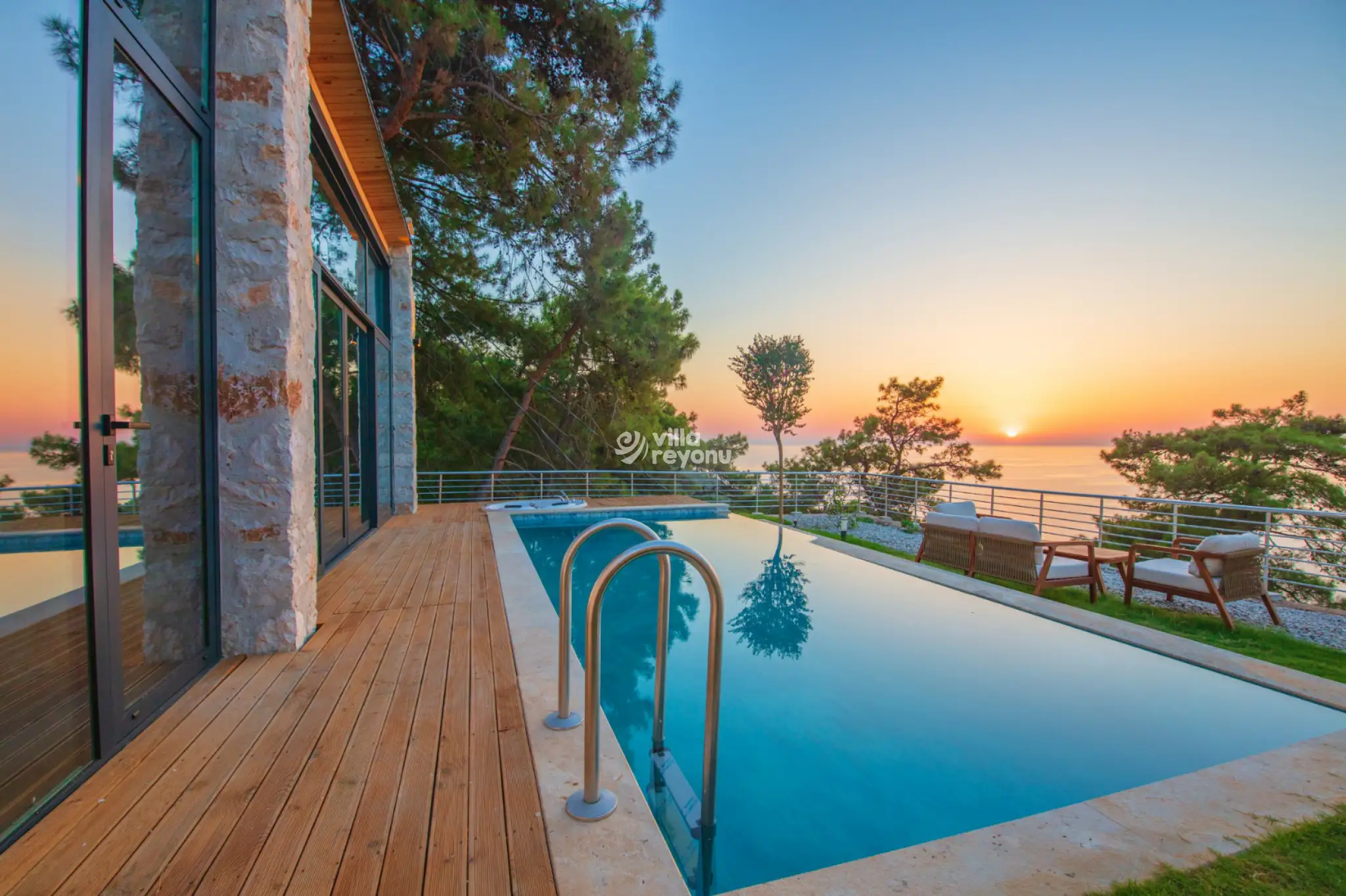 neomoon-6_628.jpg