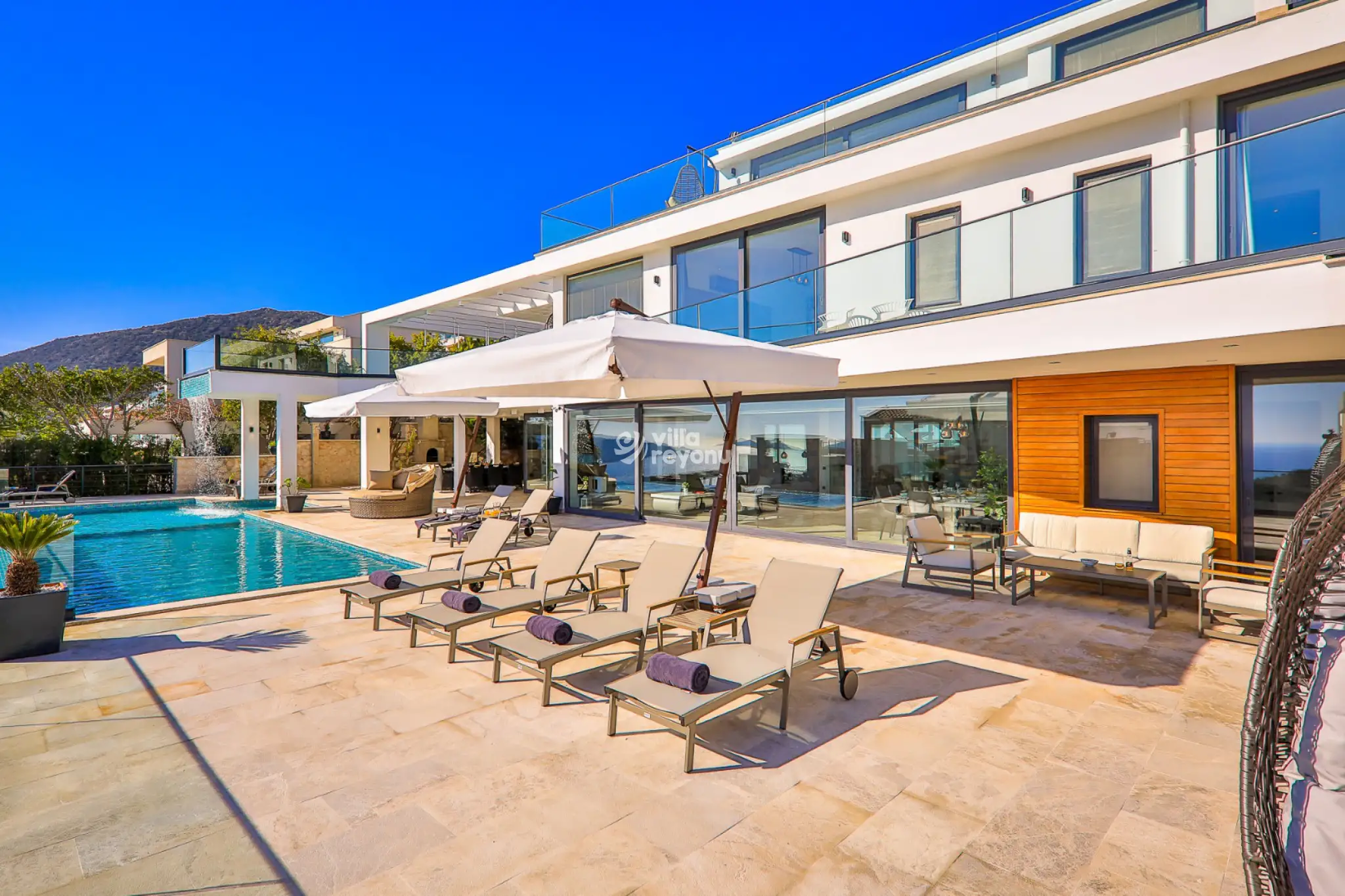 pool2_714.jpg