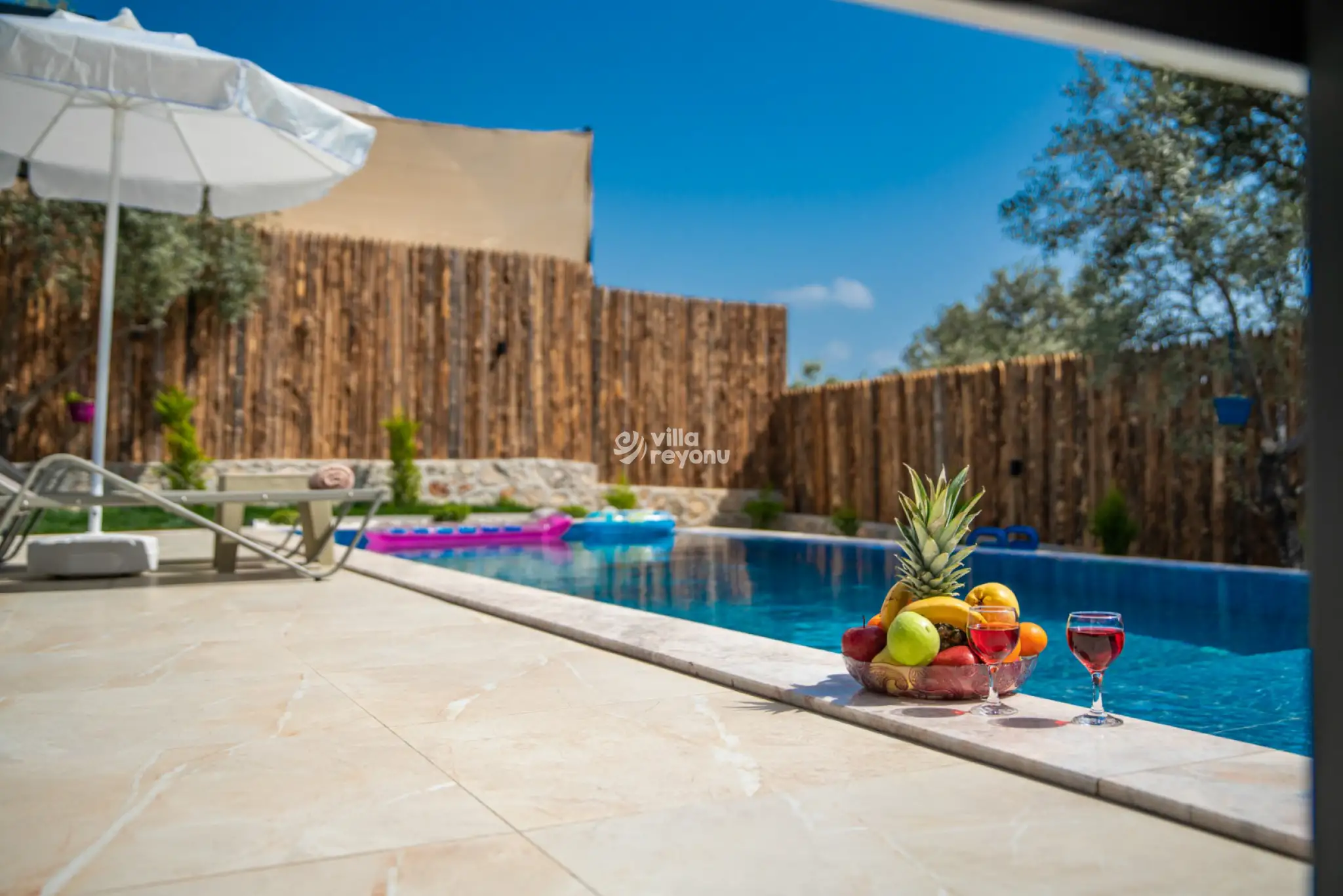 resim13_1f0b5d_kiralik-villa-arslan-bey-yazlikcim-44_695.jpg