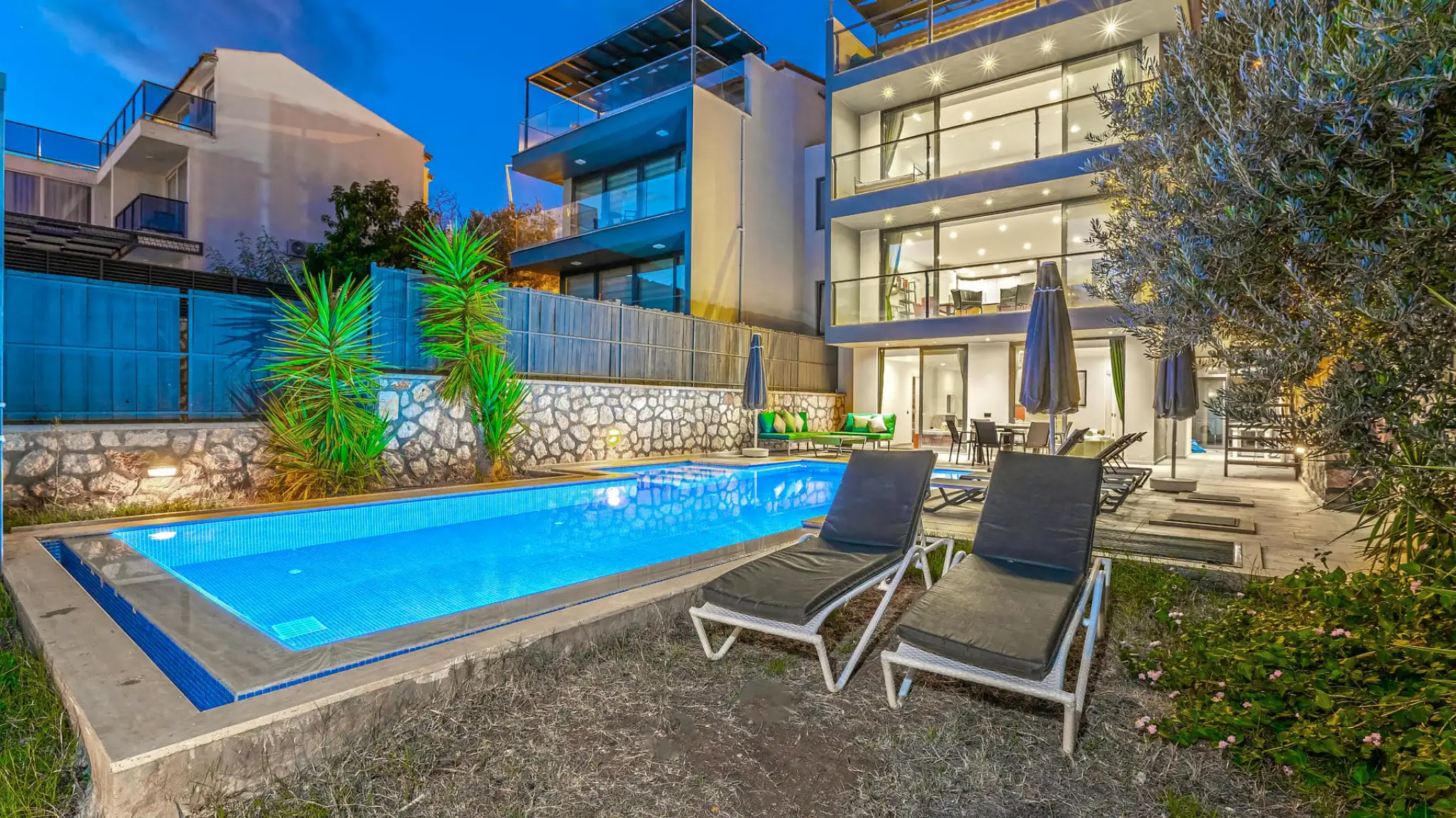Villa Riviera